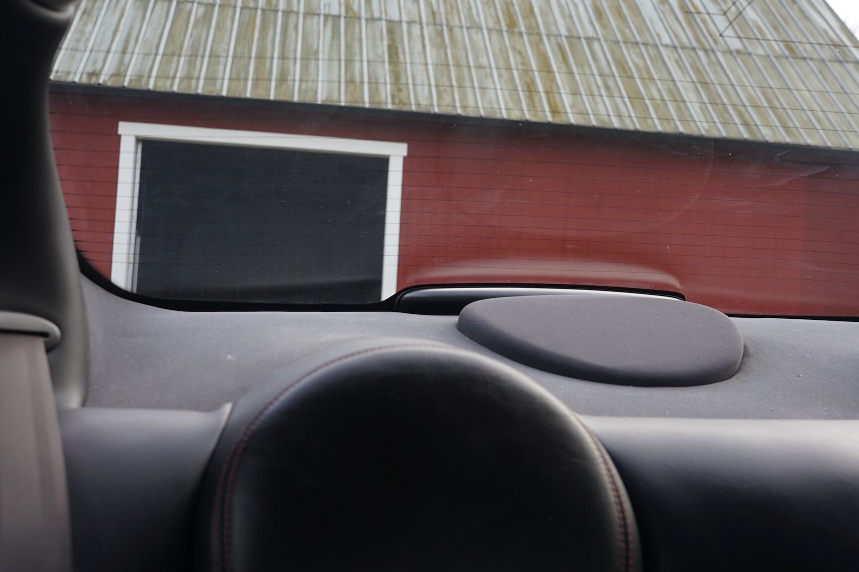 Interior image of 2001 Jaguar XKR Silverstone