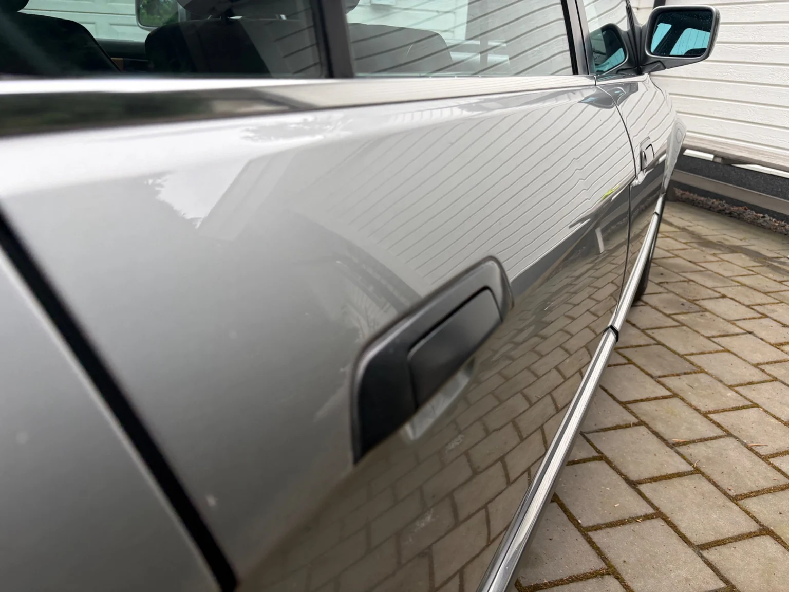 Exteriörbild på 1988 BMW 730iA (50)