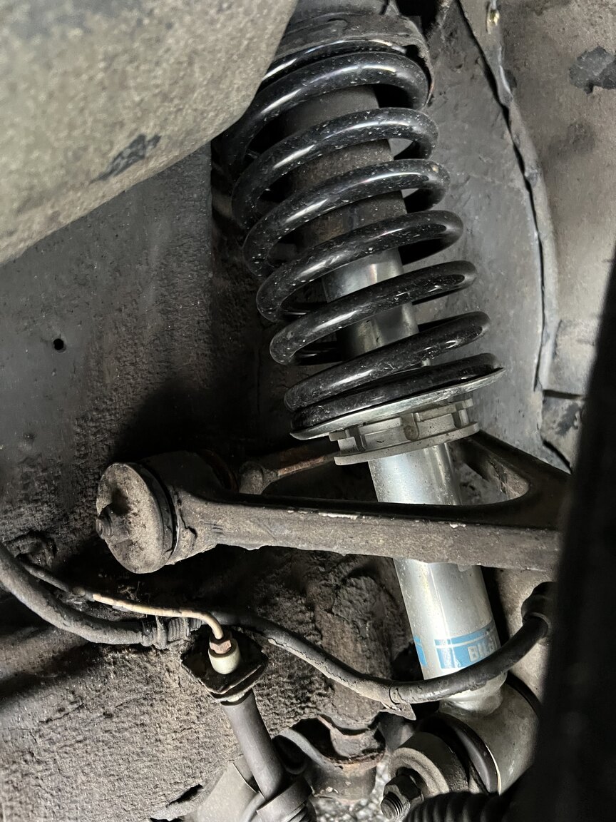 Image of 1993 Porsche 928 GTS mechanics