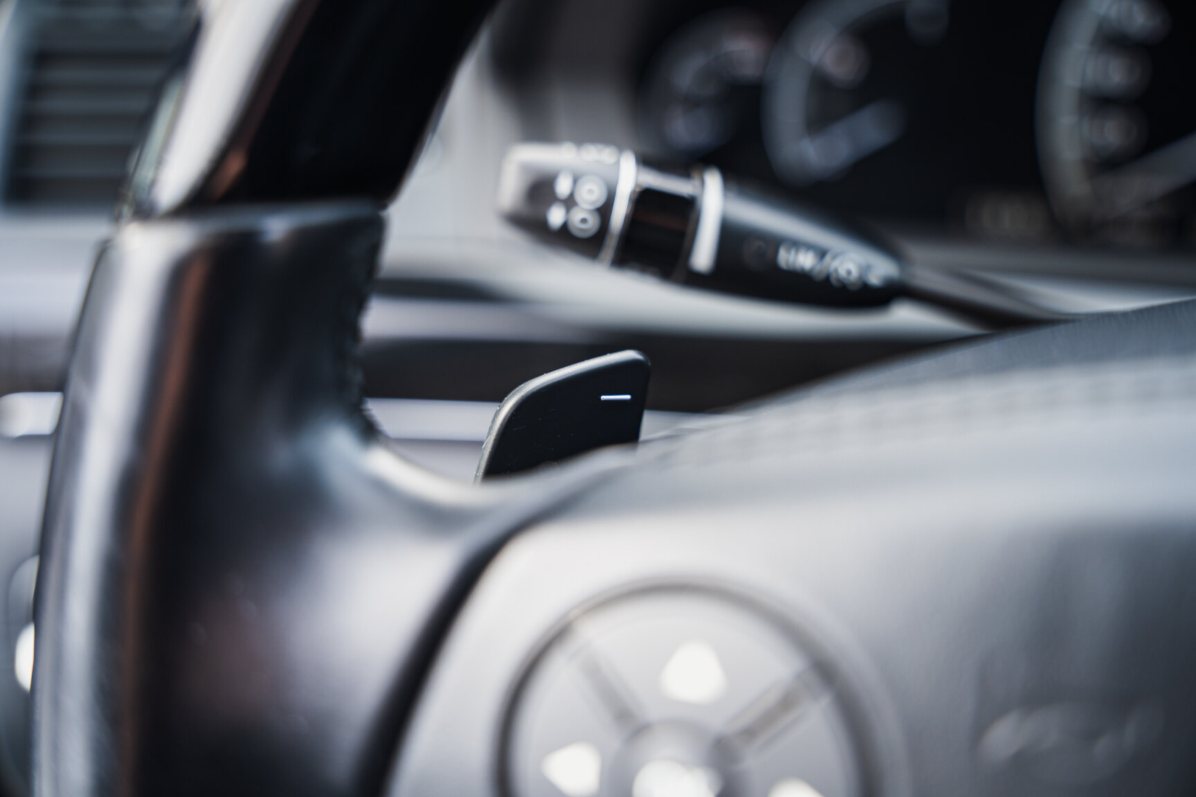 Interior image of 2011 Mercedes-Benz S600