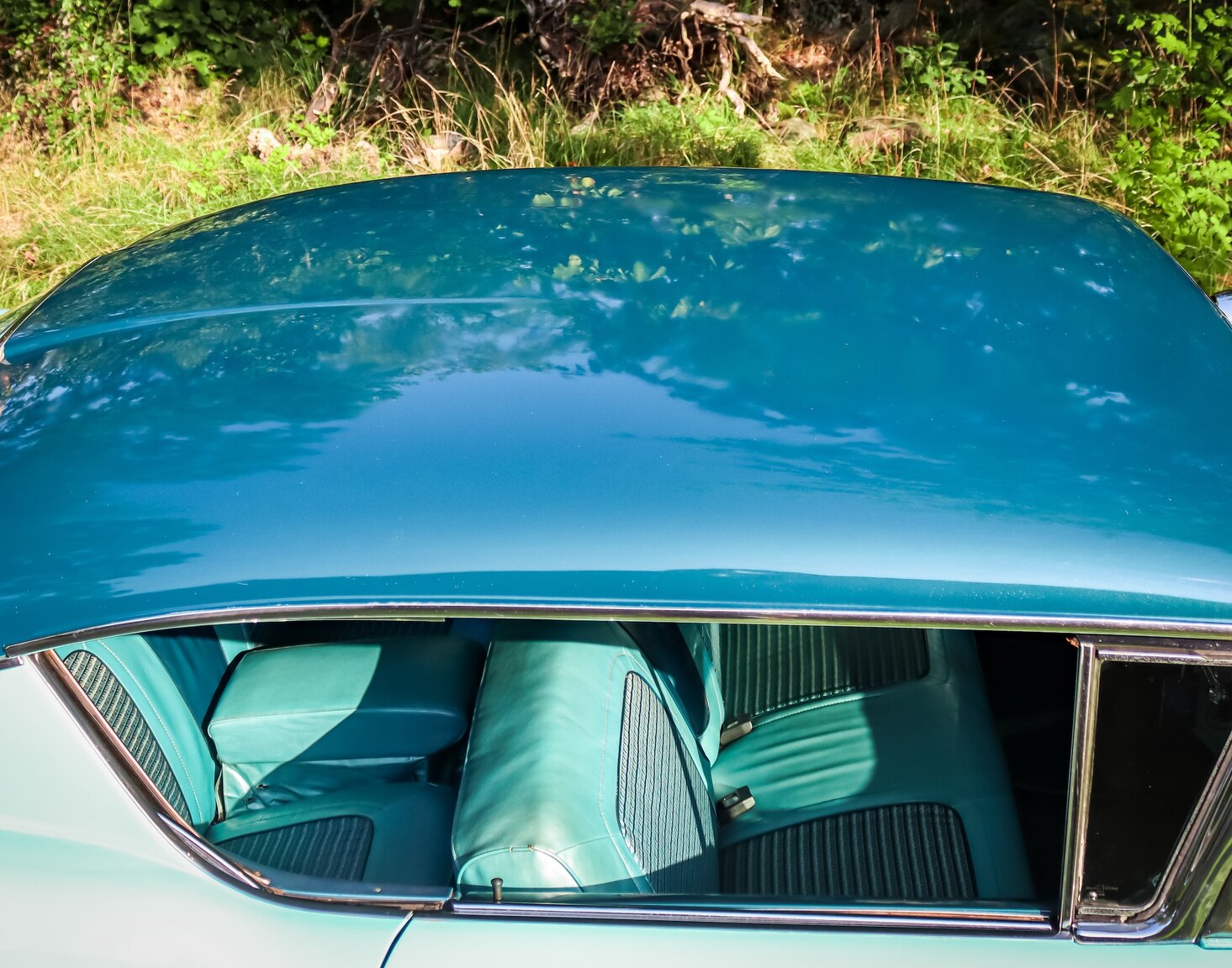 Exterior image of 1958 Pontiac Bonneville