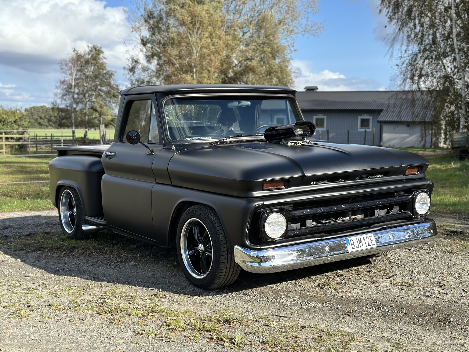 Exterior image of 1965 Chevrolet C10