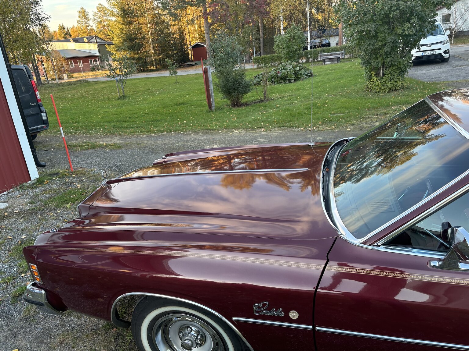 Exterior image of 1976 Chrysler Cordoba