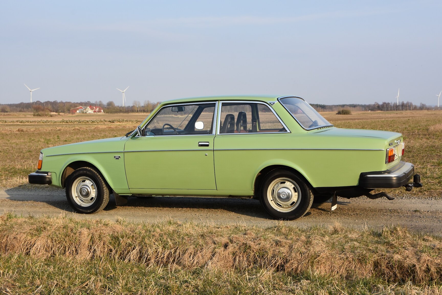 Exteriörbild på 1975 Volvo 242