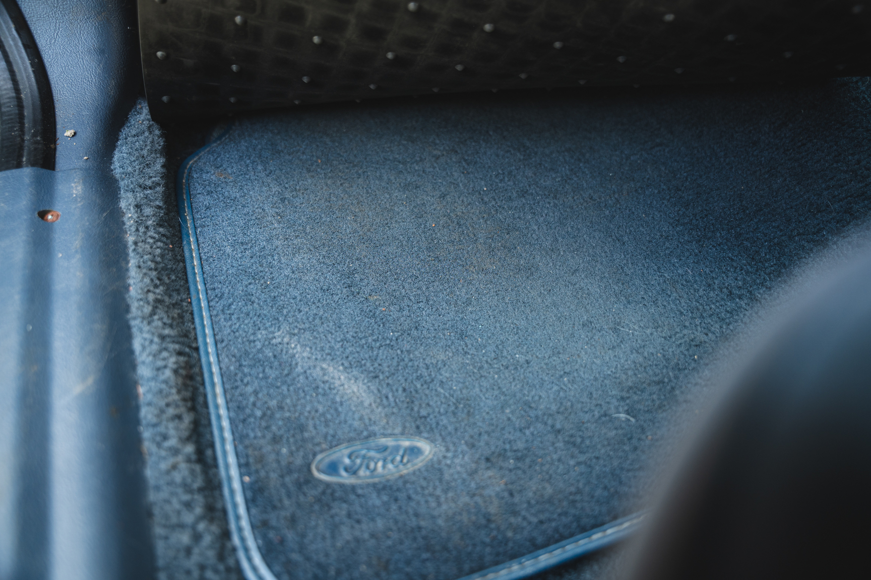 Innenraumfoto von 1991 Ford Thunderbird (38)