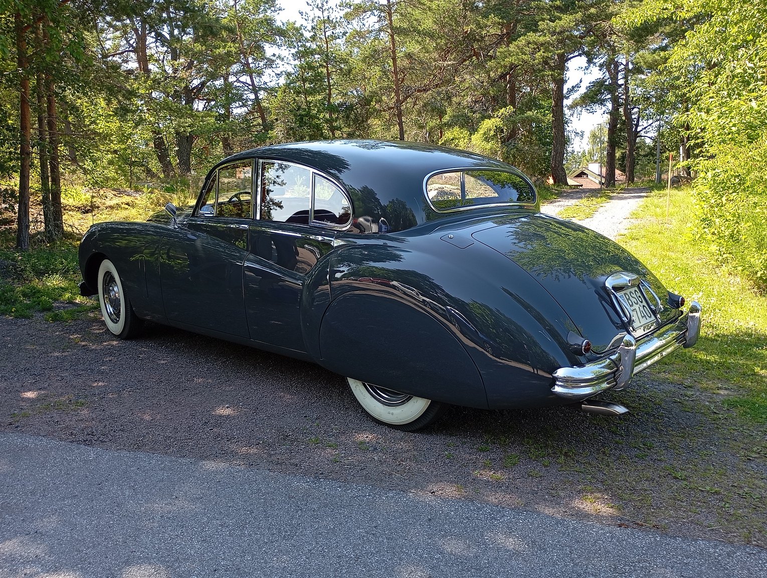 Exterior image of 1954 Jaguar Mark VII