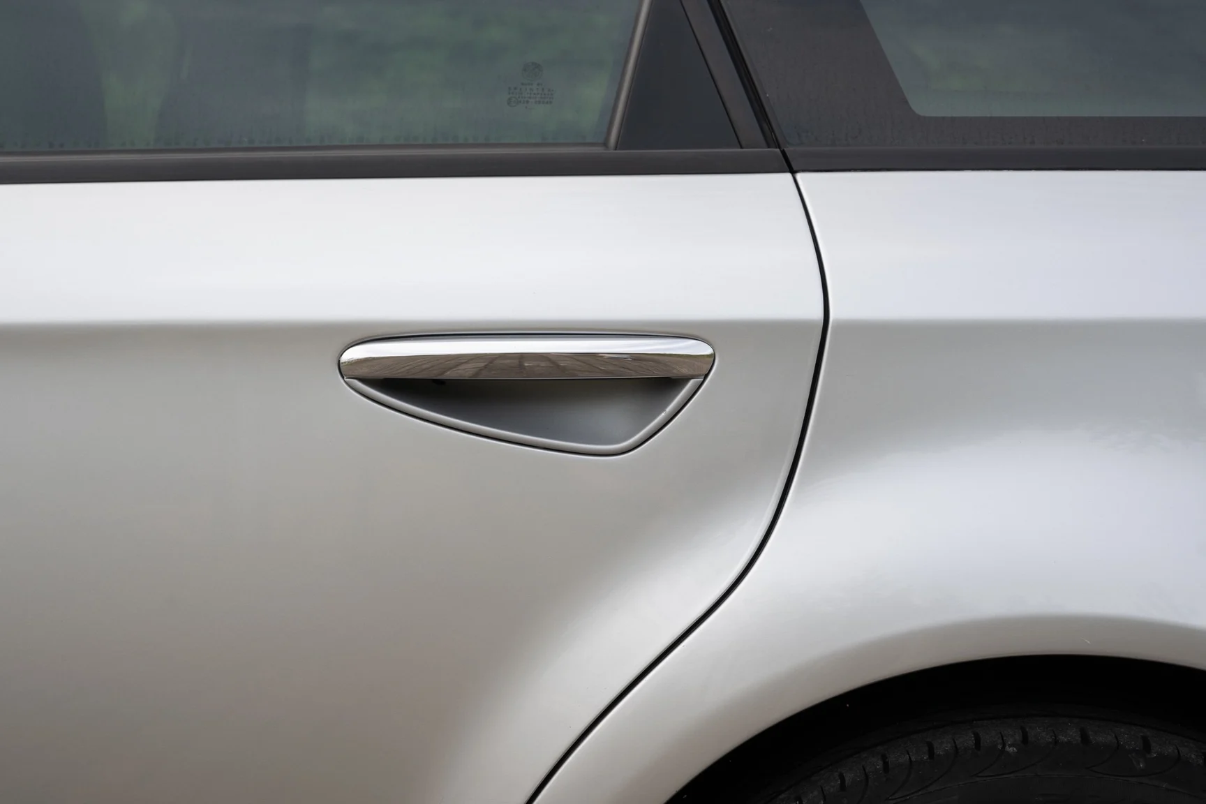 Exterior image of 2008 Alfa Romeo 159 Q4 Sportwagon (34)