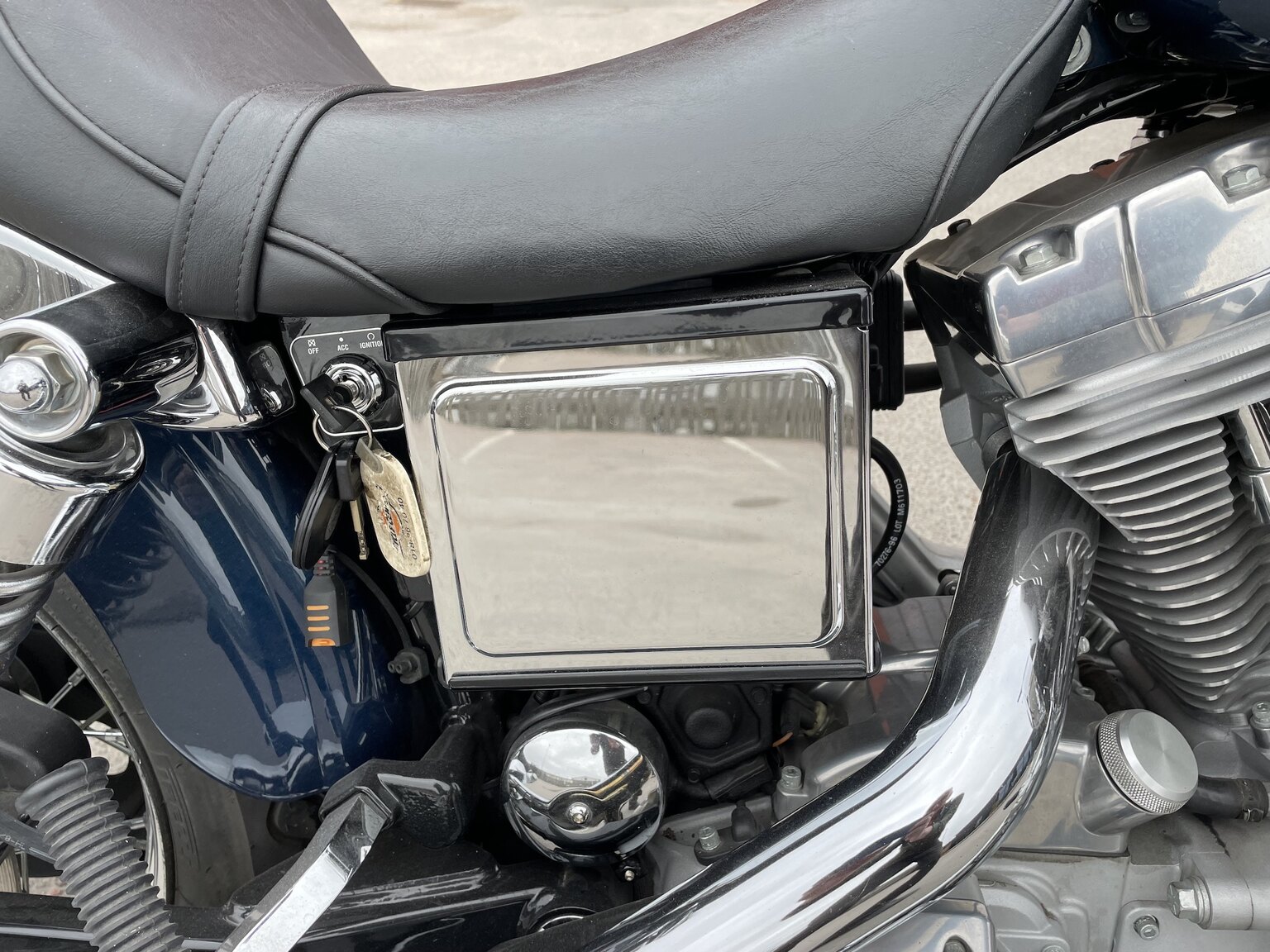 Exterior image of 2003 Harley-Davidson FXD Dyna Super Glide 1.4