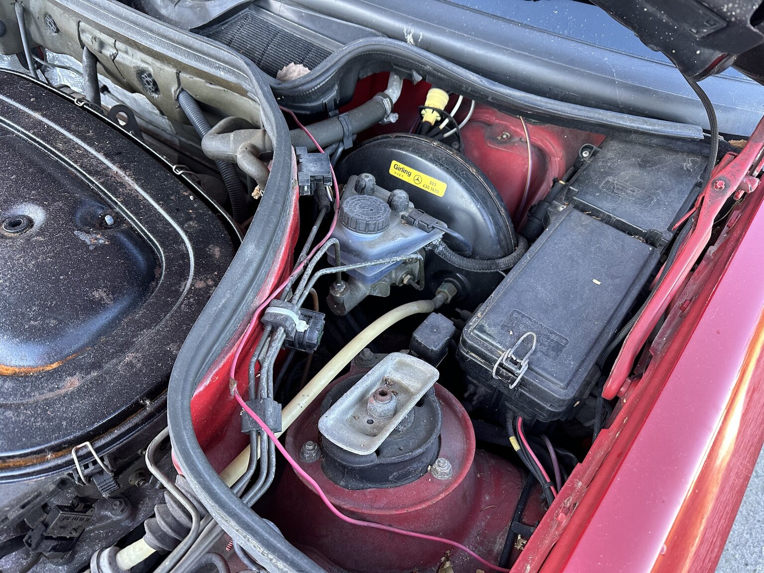 Image of 1990 Mercedes-Benz 200 E mechanics