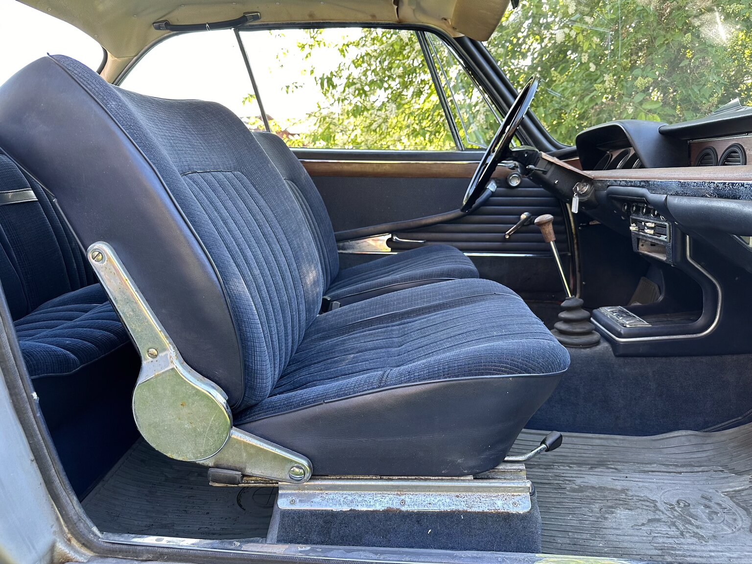 Interiörbild 1968 BMW 2000 CS