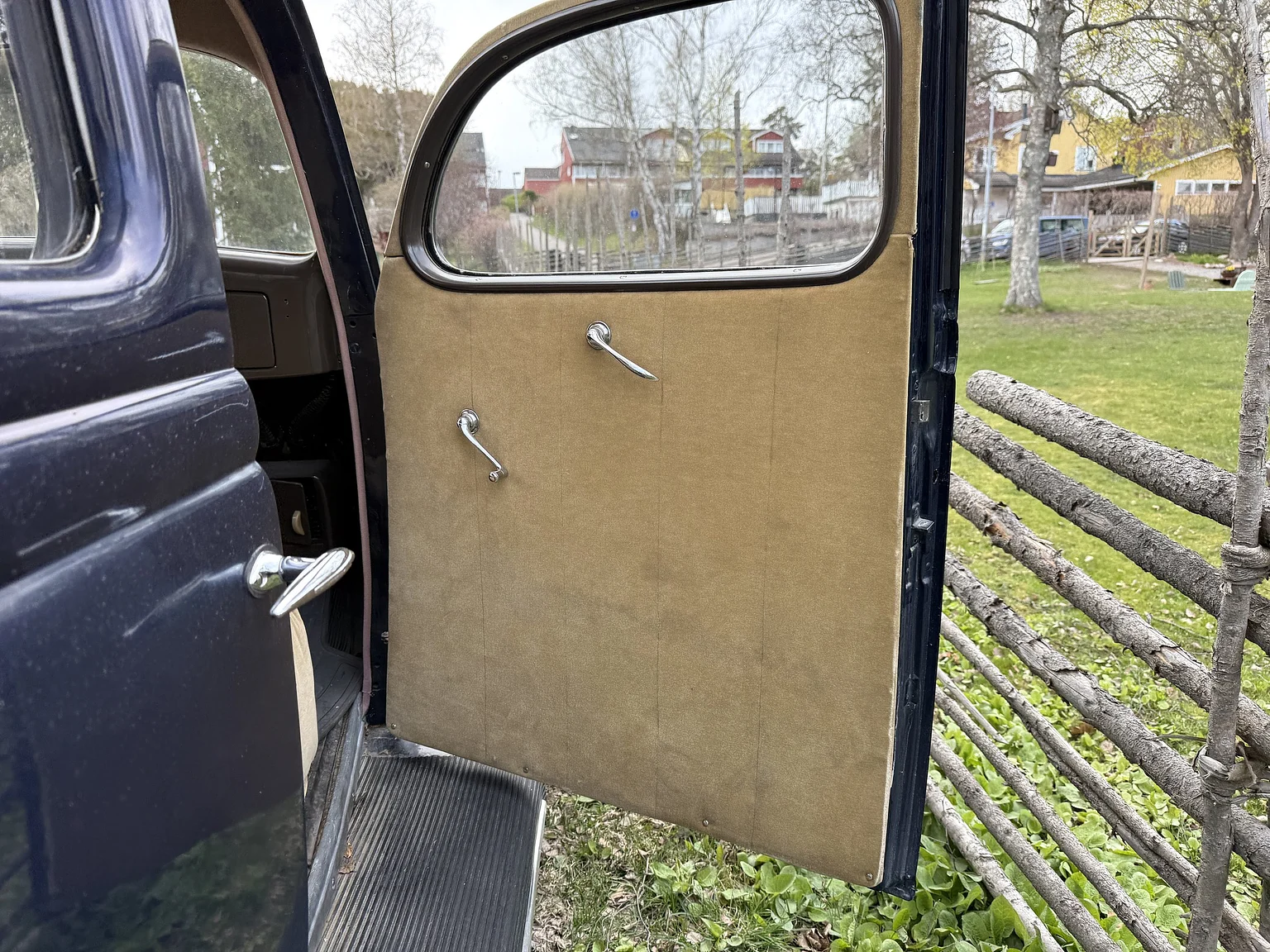 Interior image of 1936 Ford 214A Fordor (33)