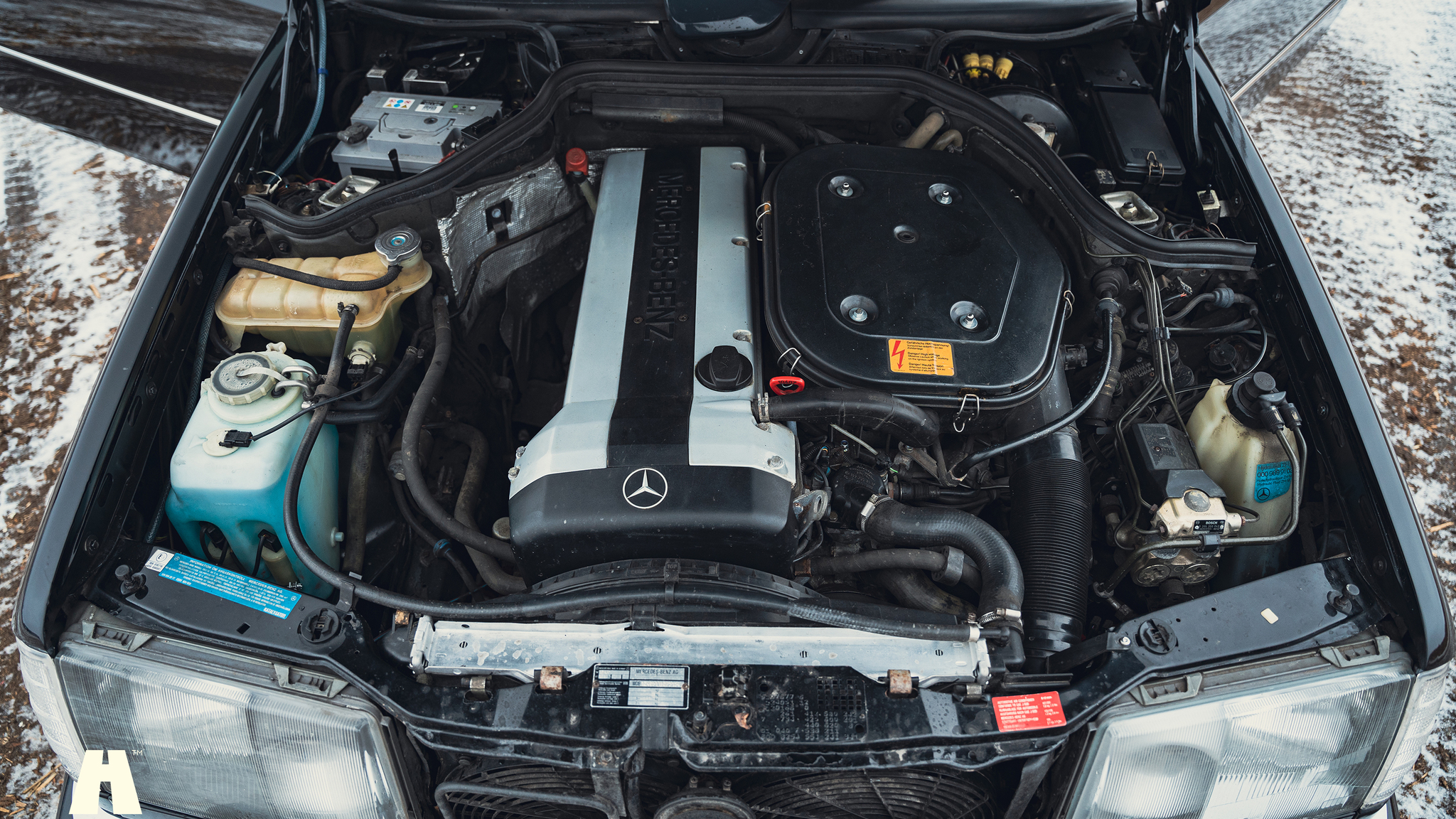 Image of 1990 Mercedes 300 CE-24 mechanics