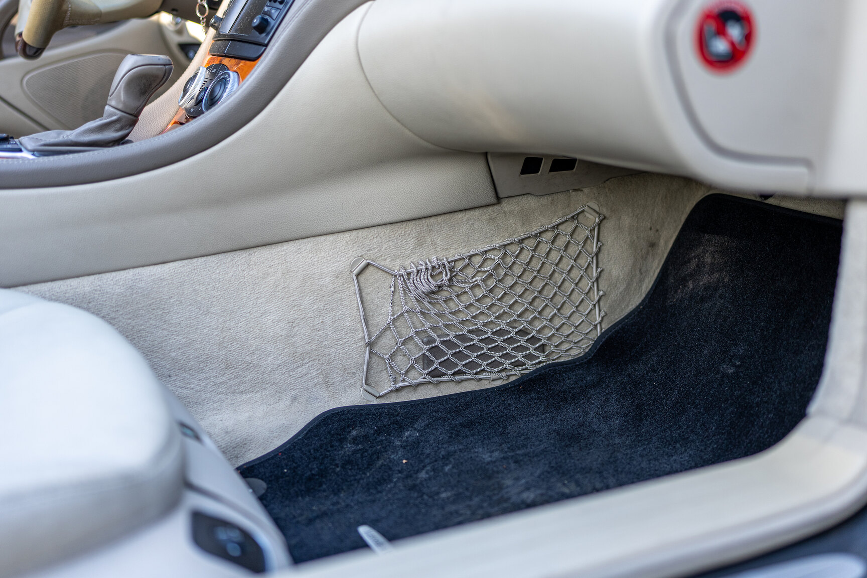 Innenraumfoto von 2002 Mercedes-Benz SL 500