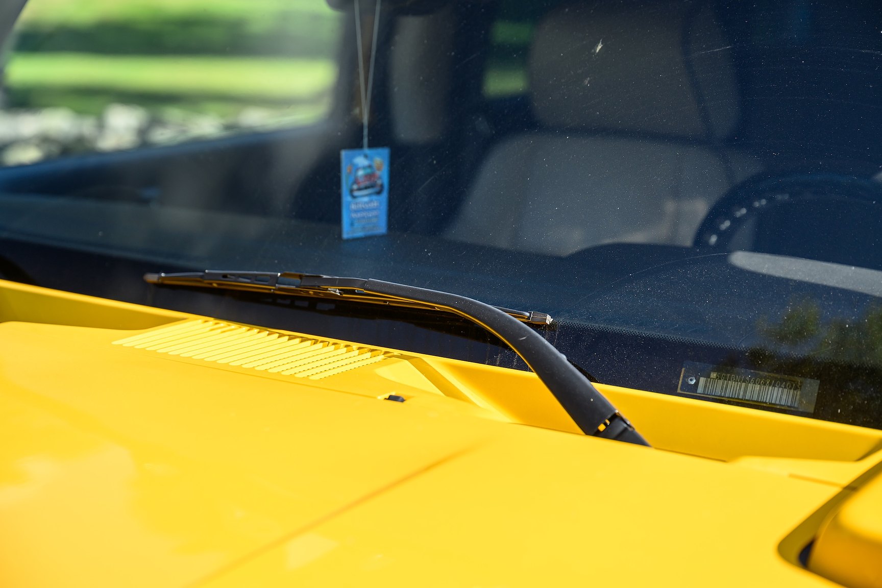 Exterior image of 2006 Hummer H3