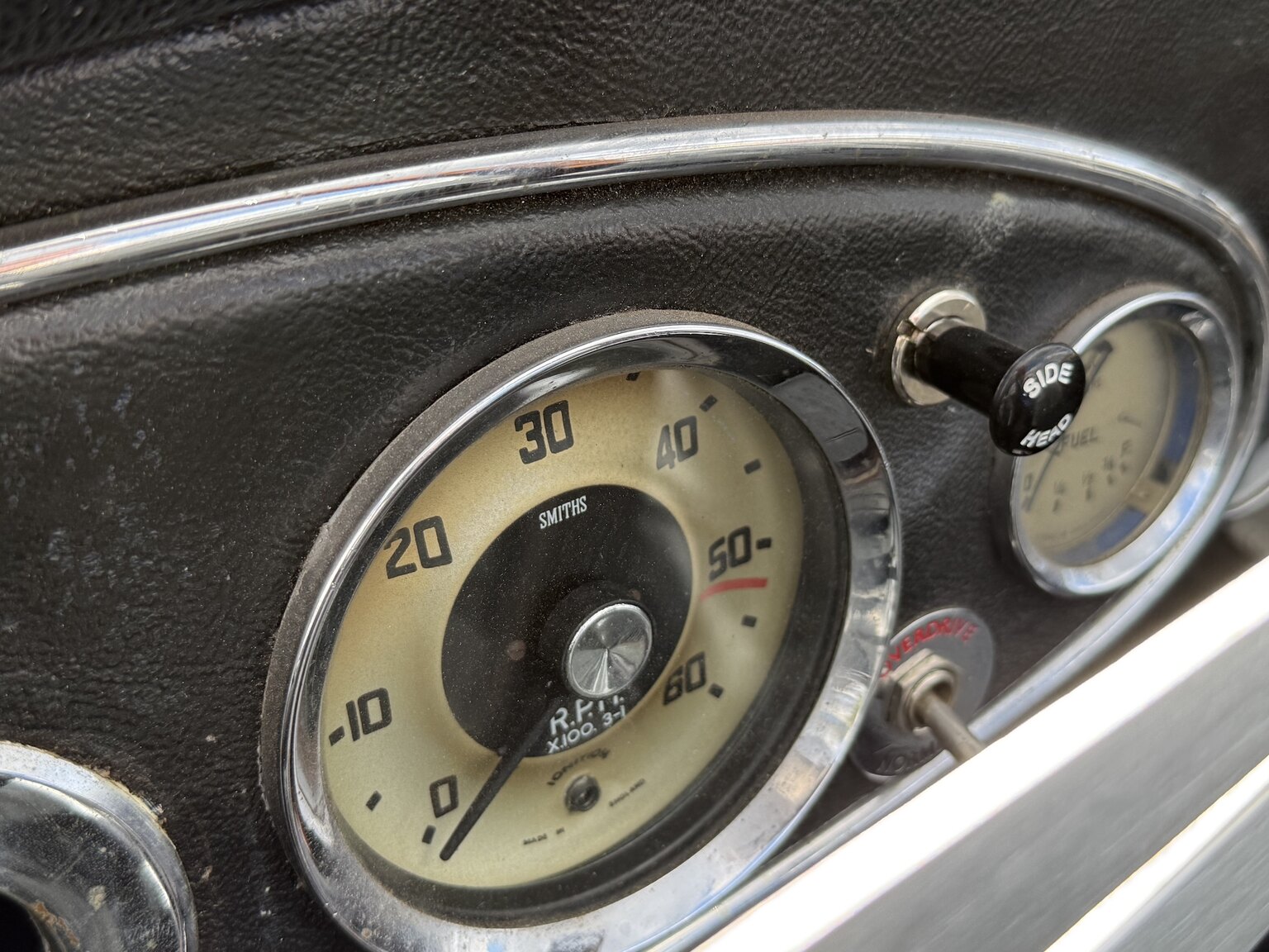 Interior image of 1958 Austin-Healey 100-6