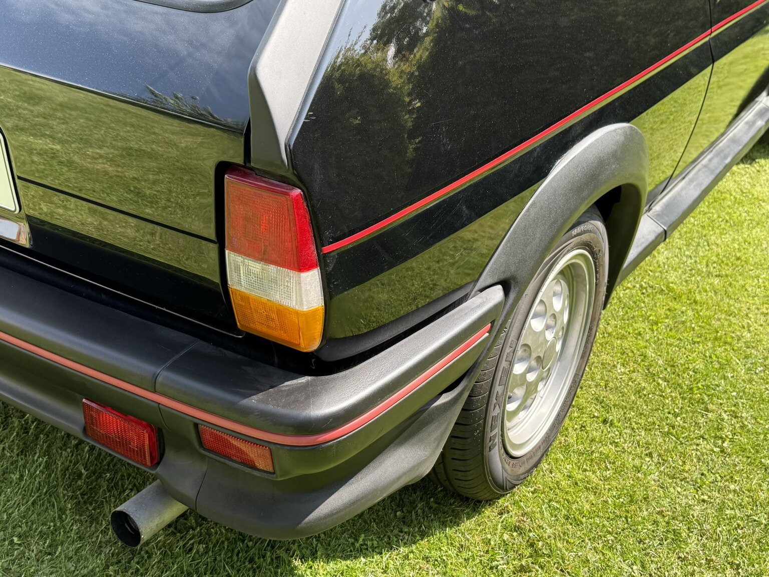 Exteriörbild på 1988 Ford Fiesta XR2