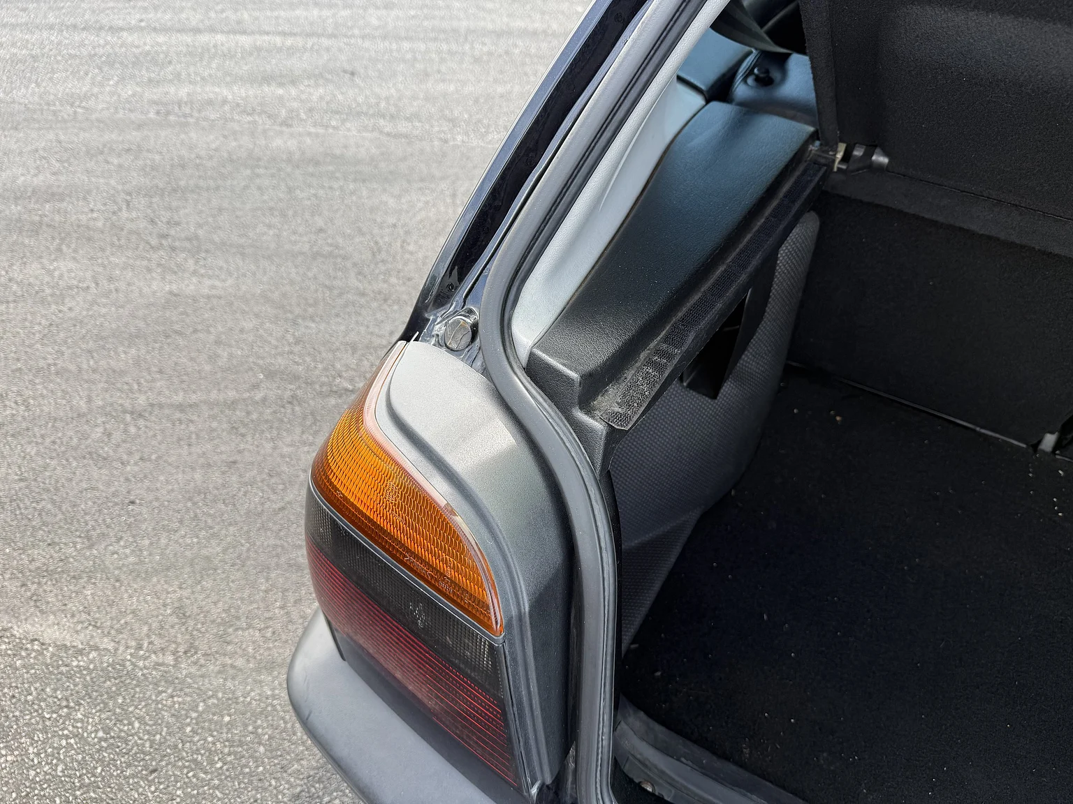 Interiörbild 1994 Volkswagen Golf 3-door VR6 (45)