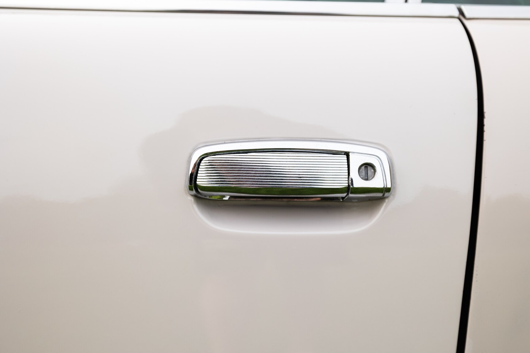 Exterior image of 1962 Chrysler New Yorker