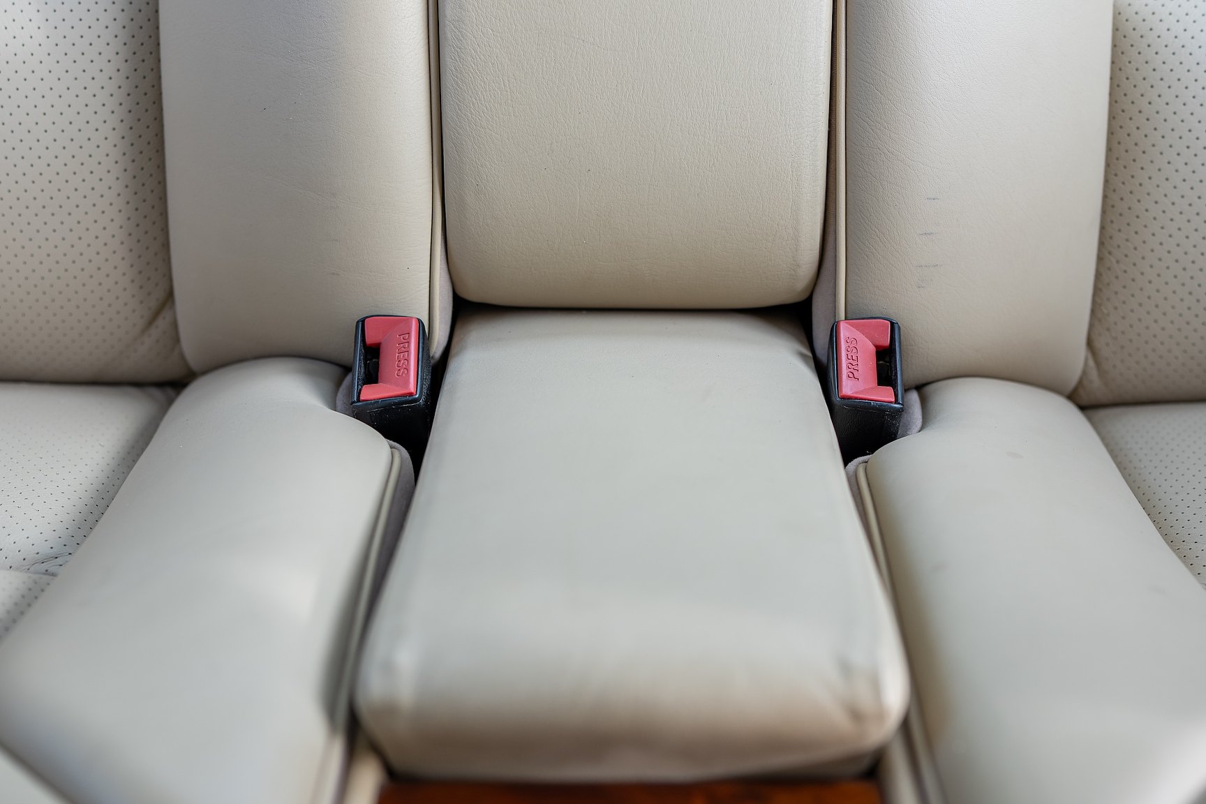 Interiörbild 1992 Mercedes-Benz 300 CE-24