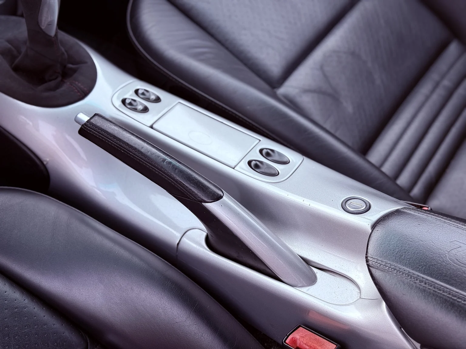 Interior image of 2005 Porsche 996 Turbo S (10)