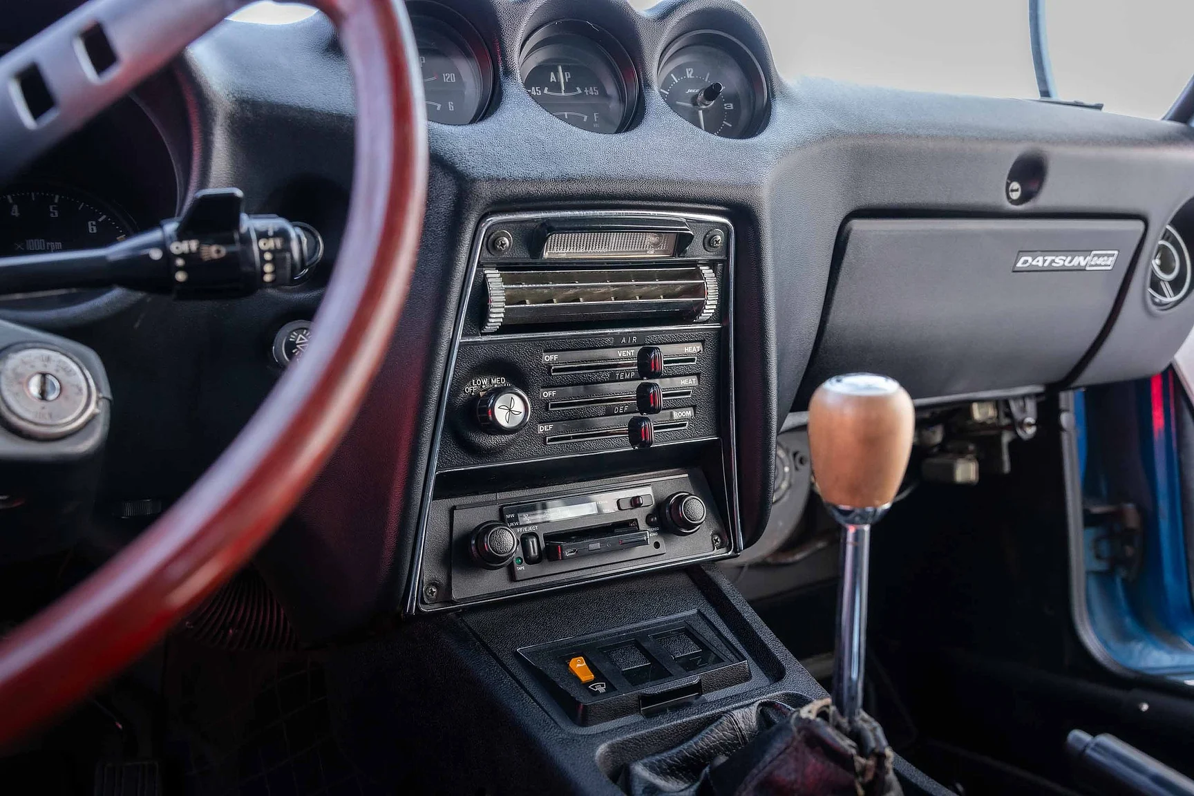 Interior image of 1973 Datsun 240Z Euro Spec (23)