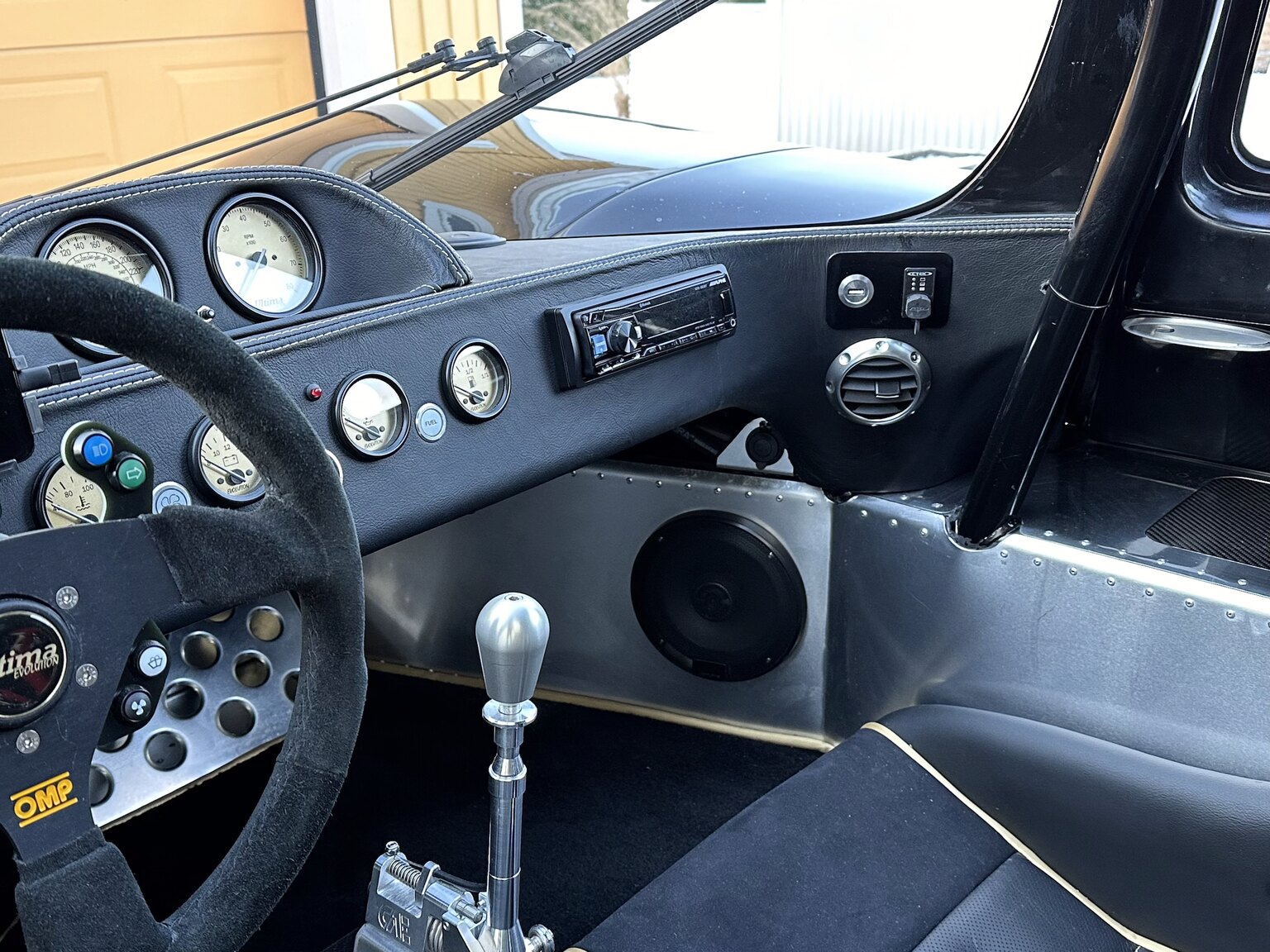 Interior image of 2021 Ultima Evolution LS3