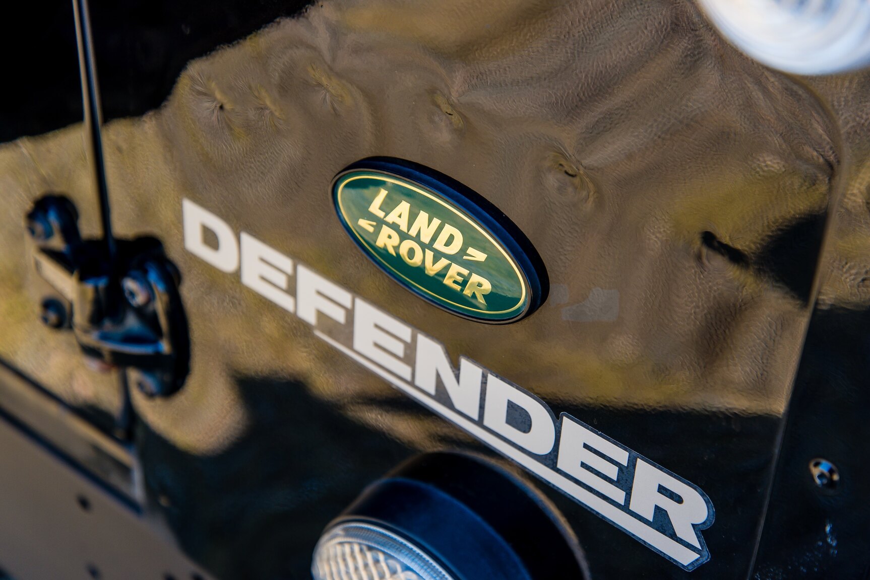 Exterior image of 2009 Land Rover Defender 90 2.4 TD4 4x4