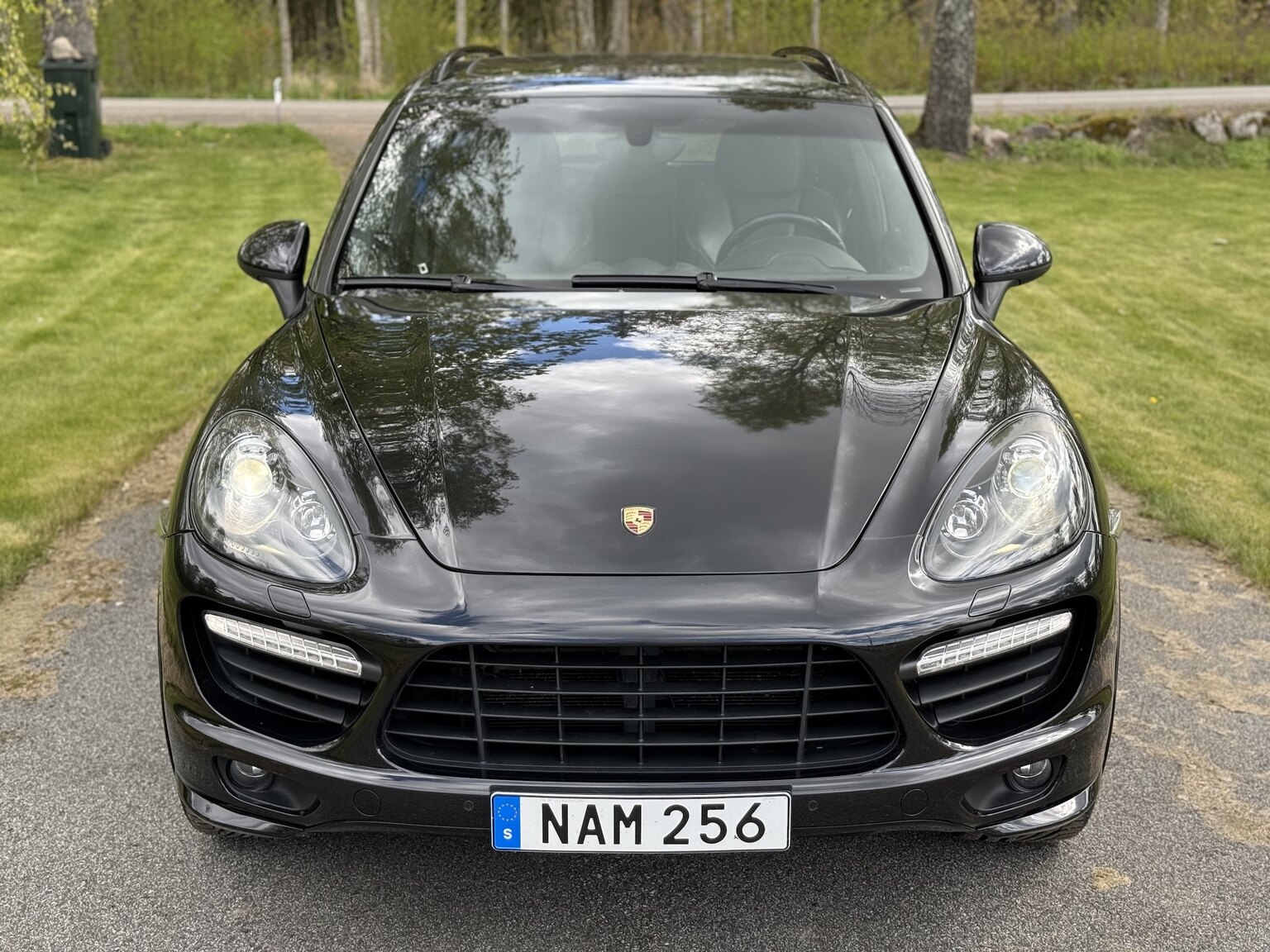 Exterior image of 2013 Porsche Cayenne GTS