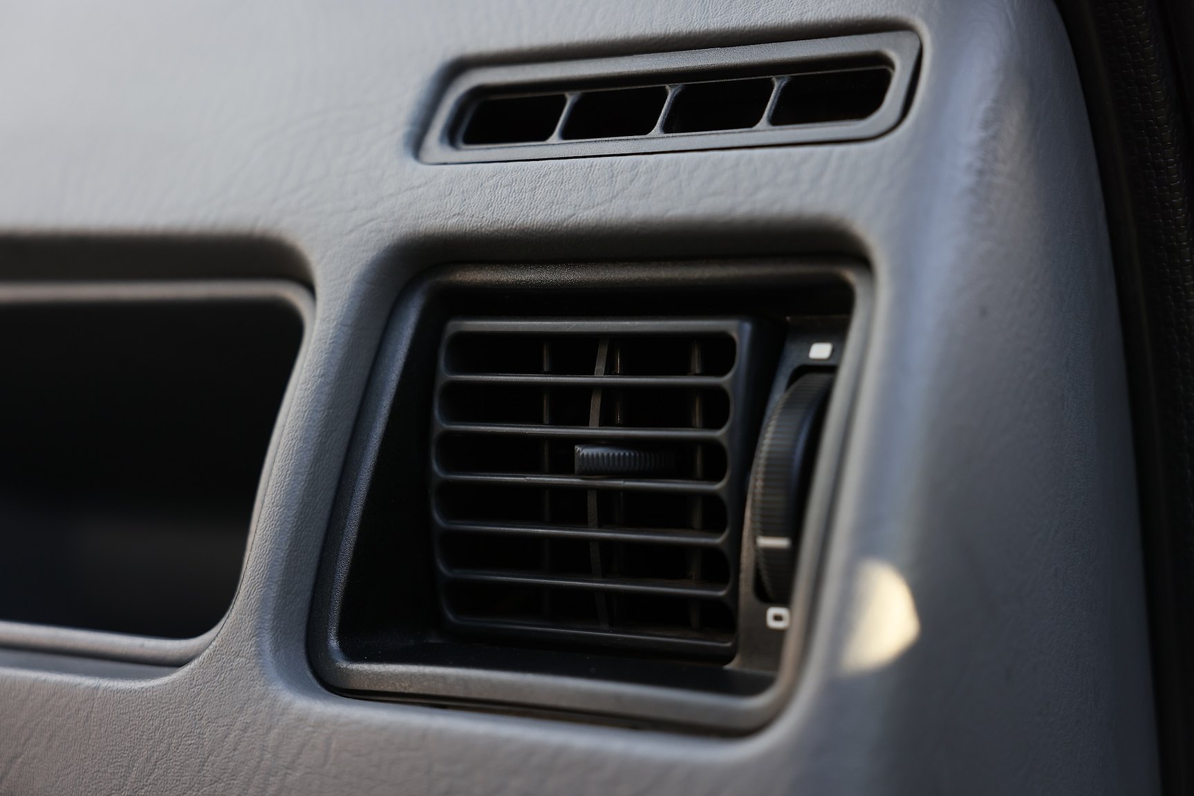 Interior image of 1991 Ford Sierra Sedan 2.0 i 4x4 