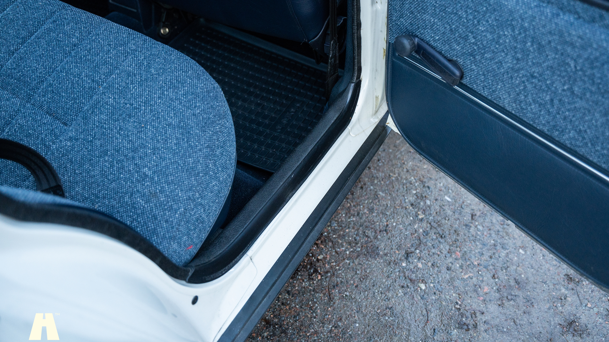 Innenraumfoto von 1988 Volvo 240 GL