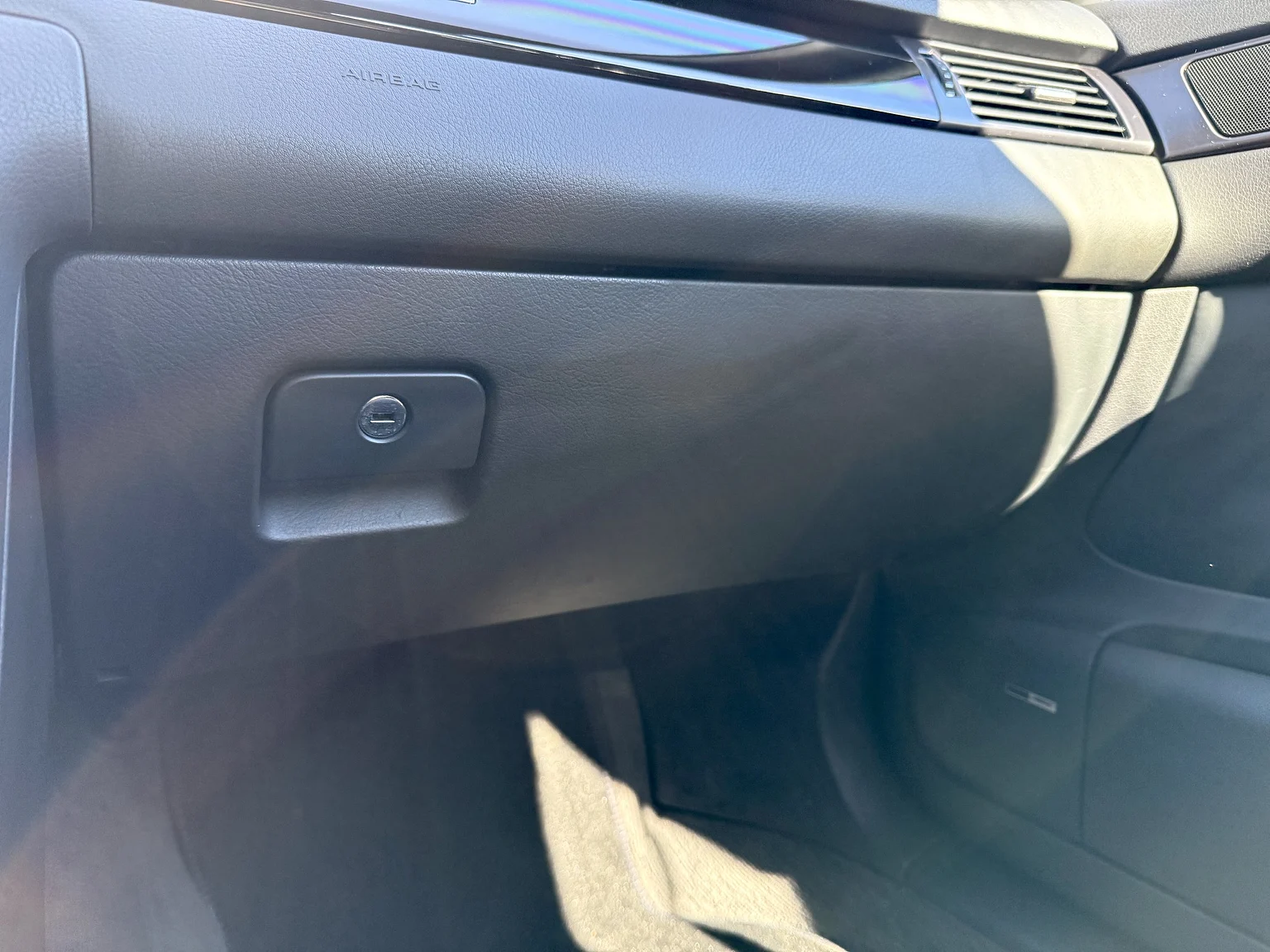 Interior image of 2002 Audi RS 6 Avant (22)