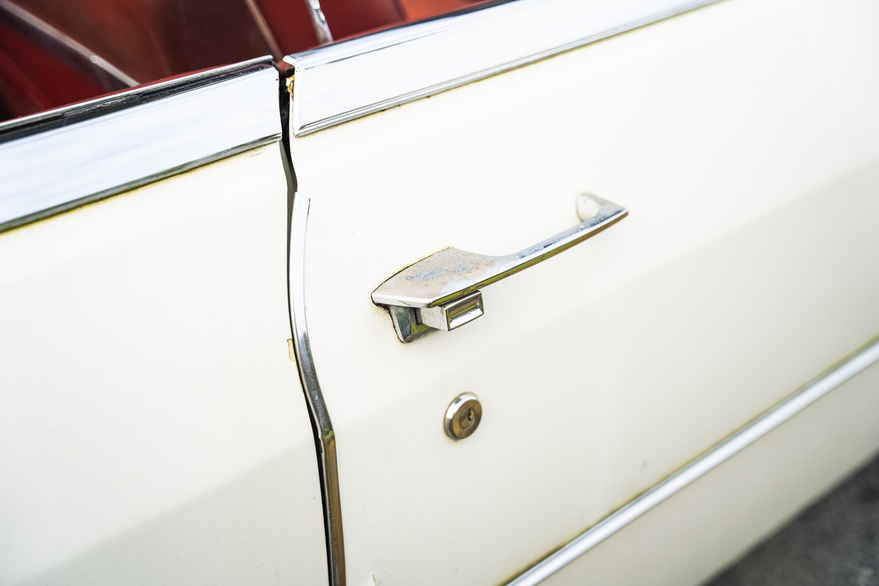 Exteriörbild på 1965 Cadillac De Ville convertible