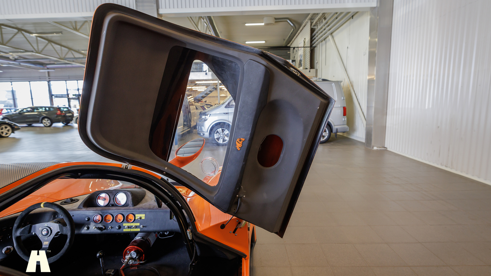 Interior image of 2006 Ultima GTR (3)