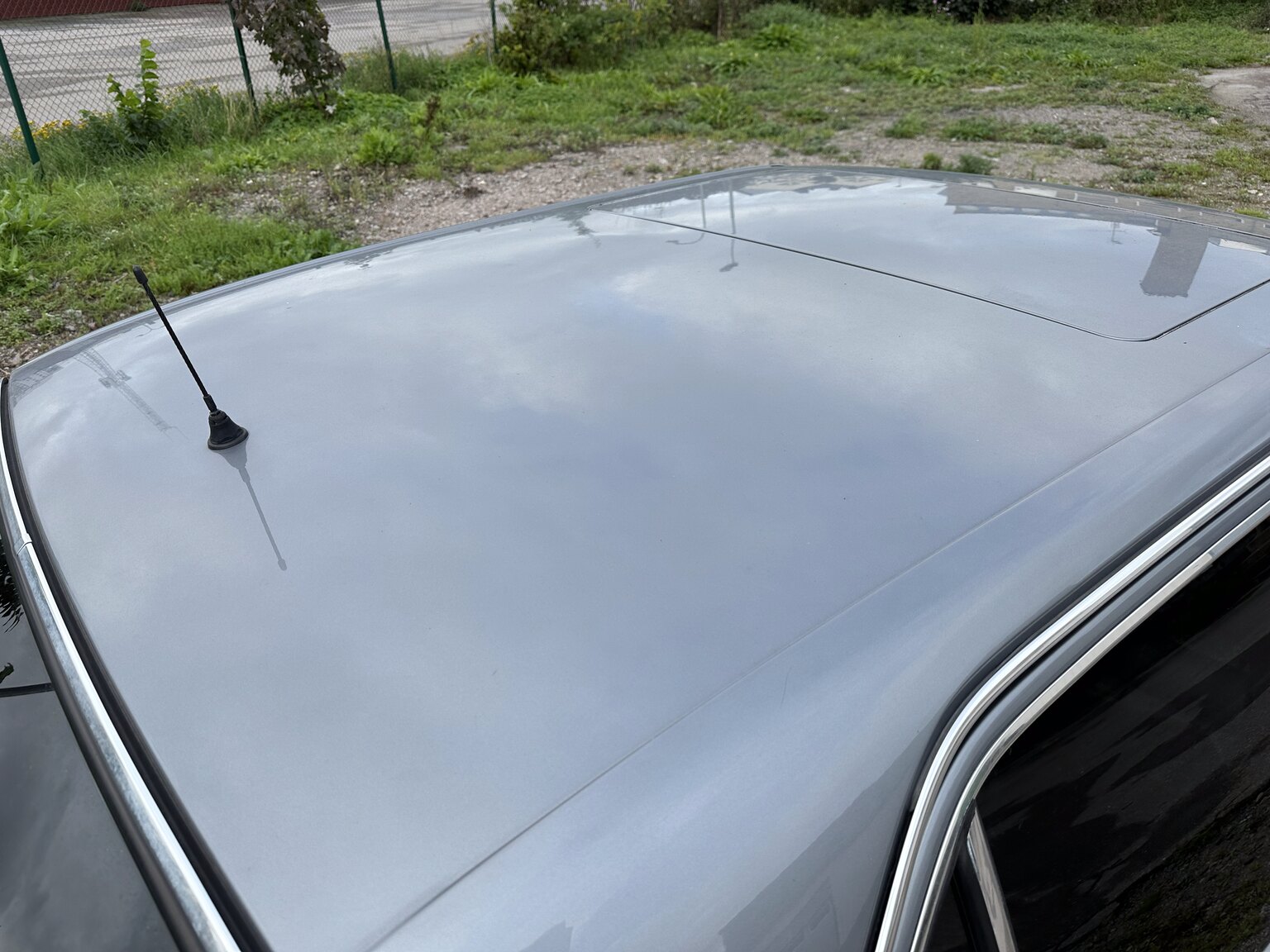 Aussenfoto 1987 Mercedes 300 SE