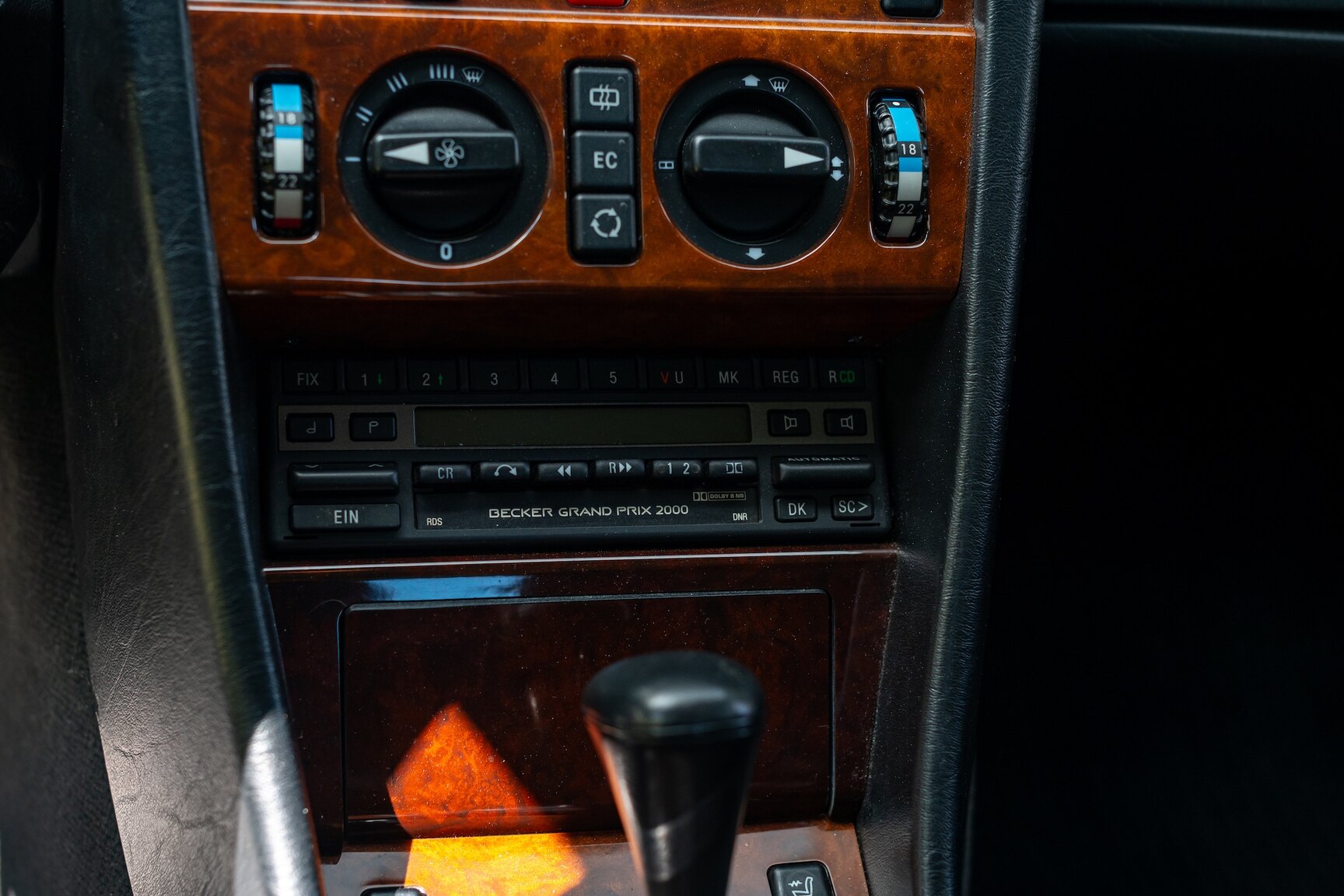 Interior image of 1993 Mercedes-Benz 400 E