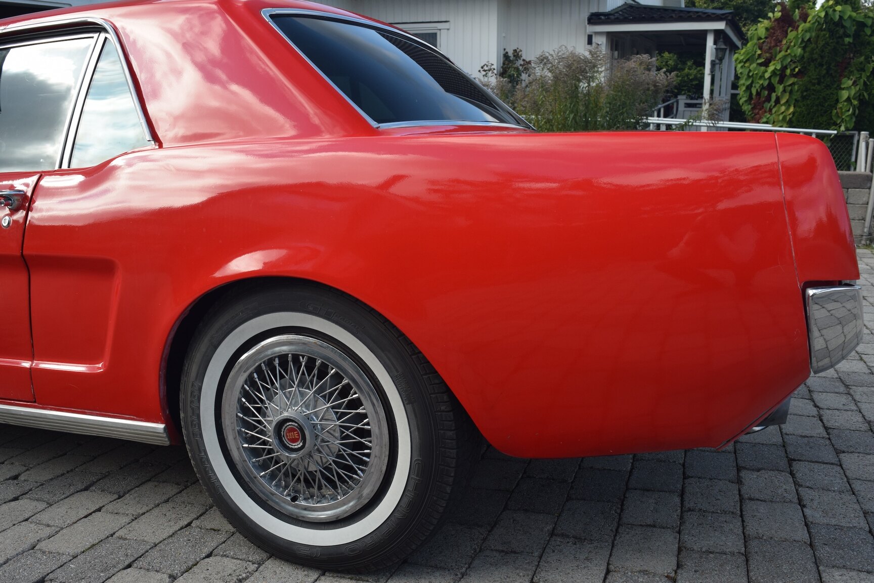 Exterior image of 1965 Ford Mustang 