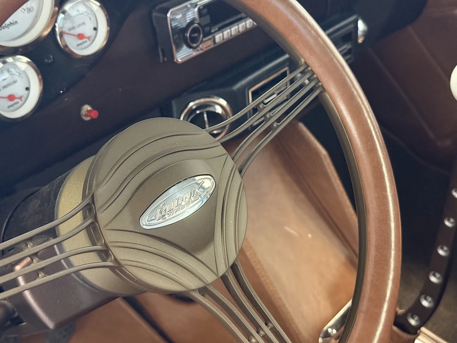 Innenraumfoto von 1956 Ford F-100 Restomod (18)