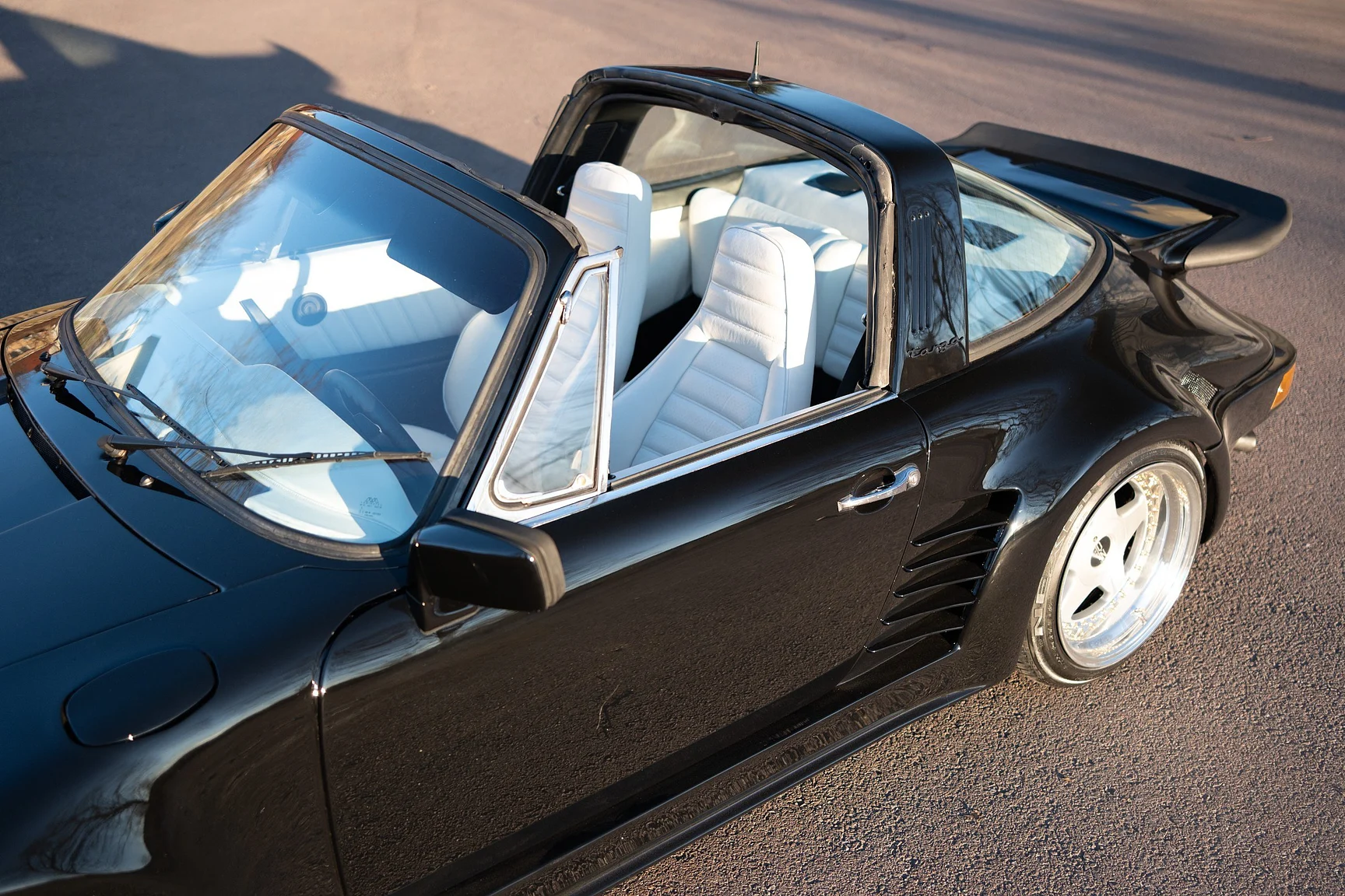 Aussenfoto 1976 Porsche 911 Targa Flachbau - Josef Zirkelbach DP (81)