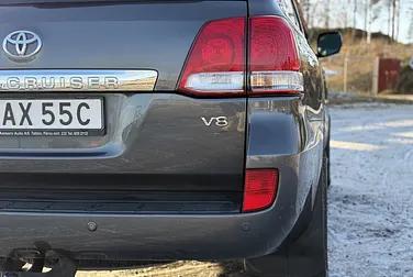 #<Image:0x00007fa04c9f6908>