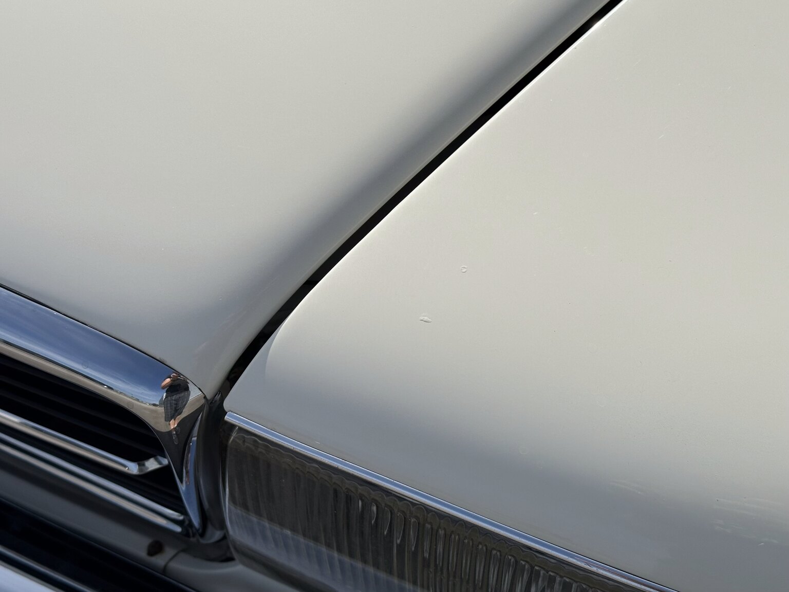 Exteriörbild på 1972 Mercedes-Benz 350 SL