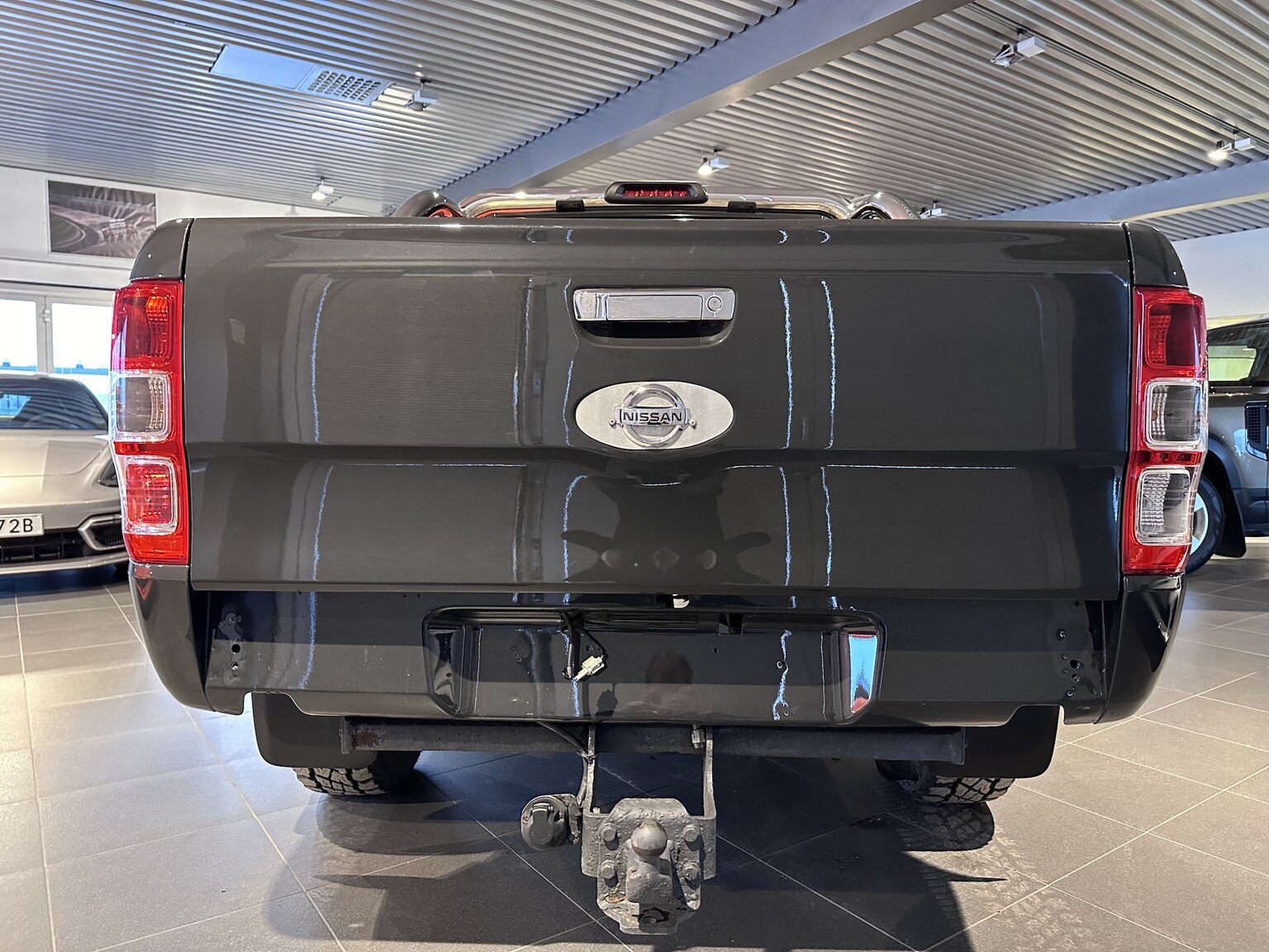 Exteriörbild på 2006 Nissan Navara A-traktor (28)