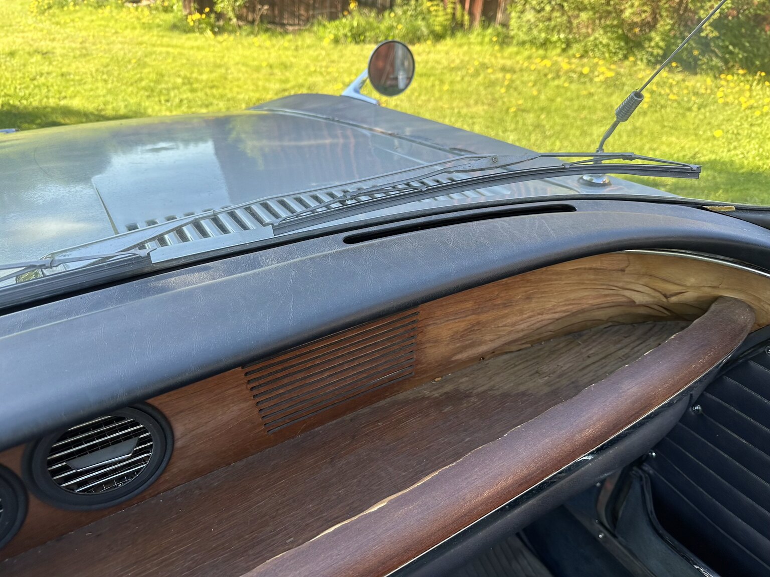 Interiörbild 1968 BMW 2000 CS