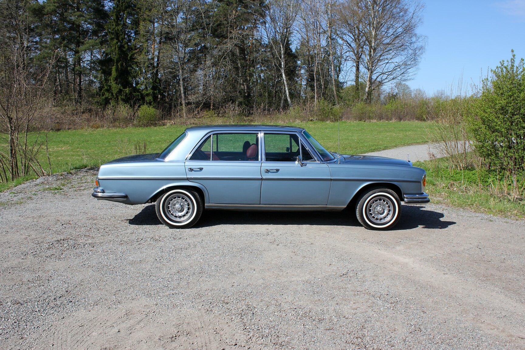 Exterior image of 1972 Mercedes-Benz 300 SEL 3.5
