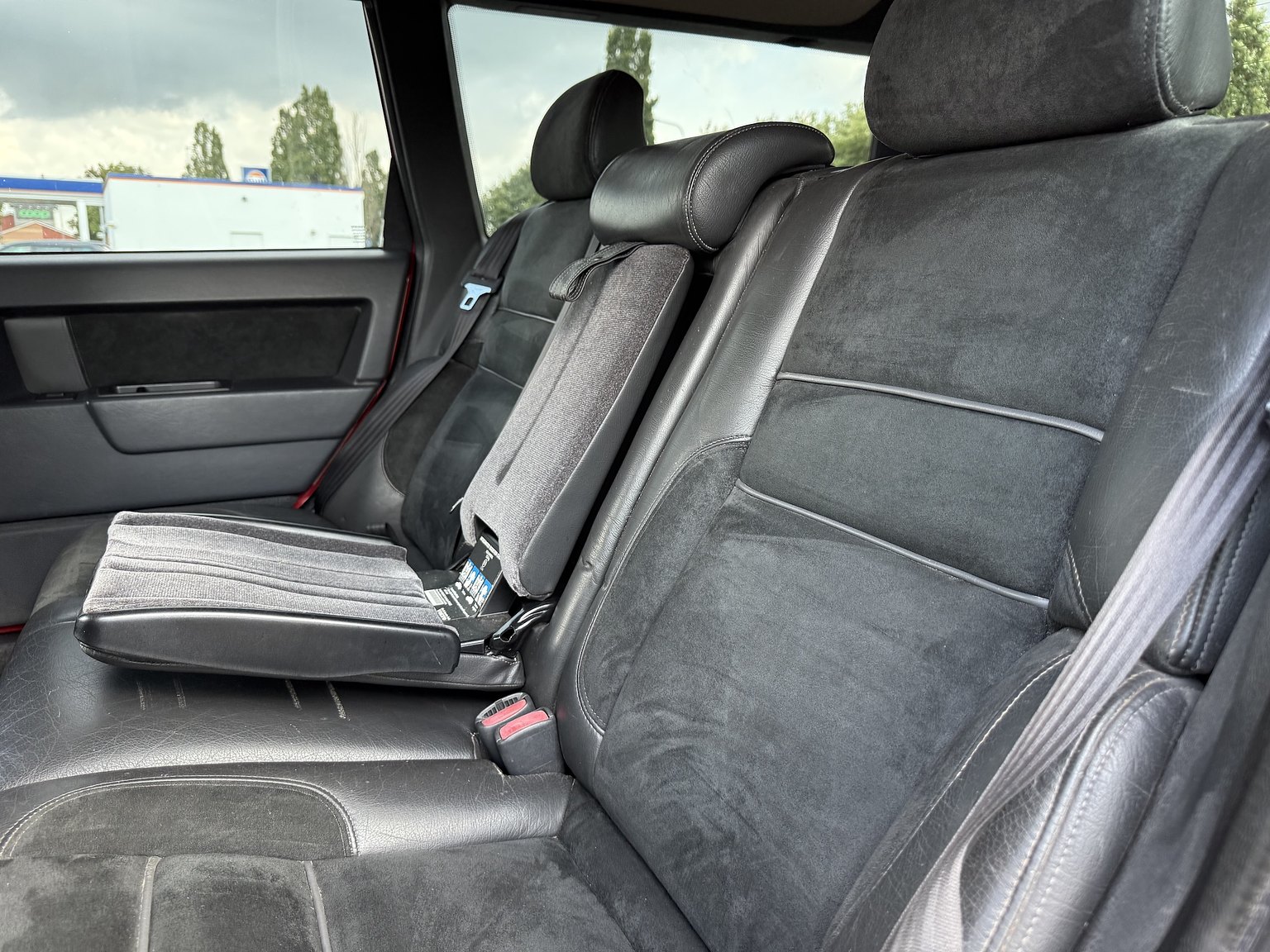 Interior image of 1996 Volvo 850 R "T-Röd"