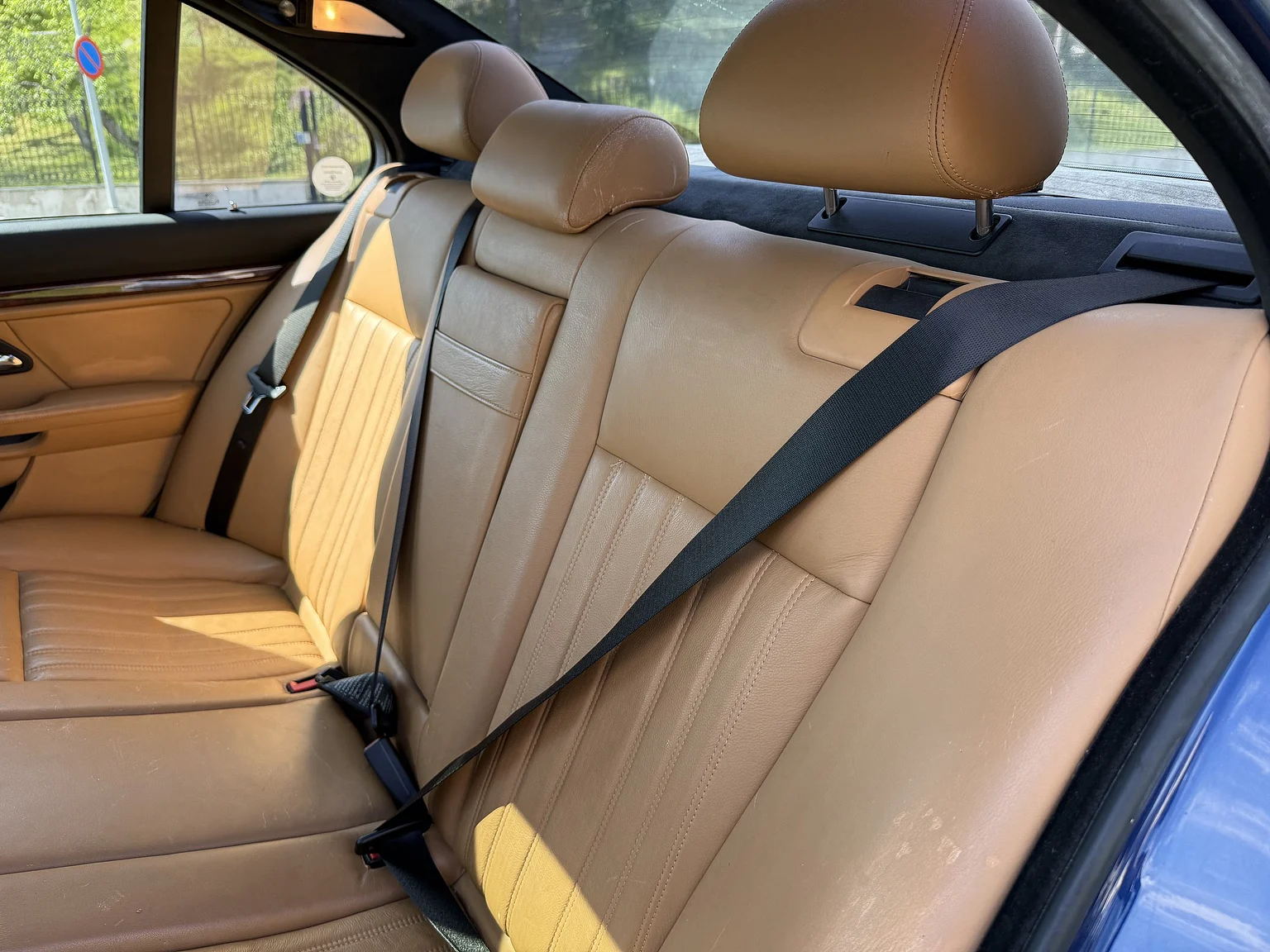Innenraumfoto von 2001 BMW M5 E39 LCI (35)