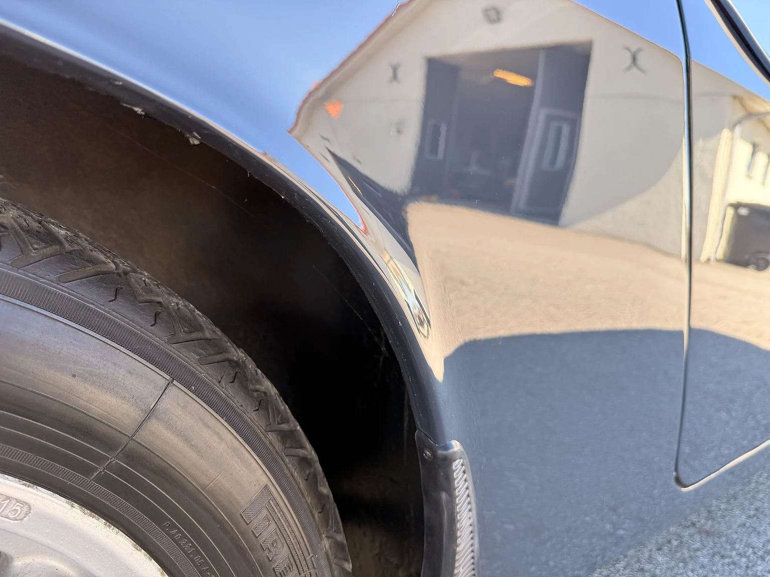 Exterior image of 1966 Volvo P 1800S (56)