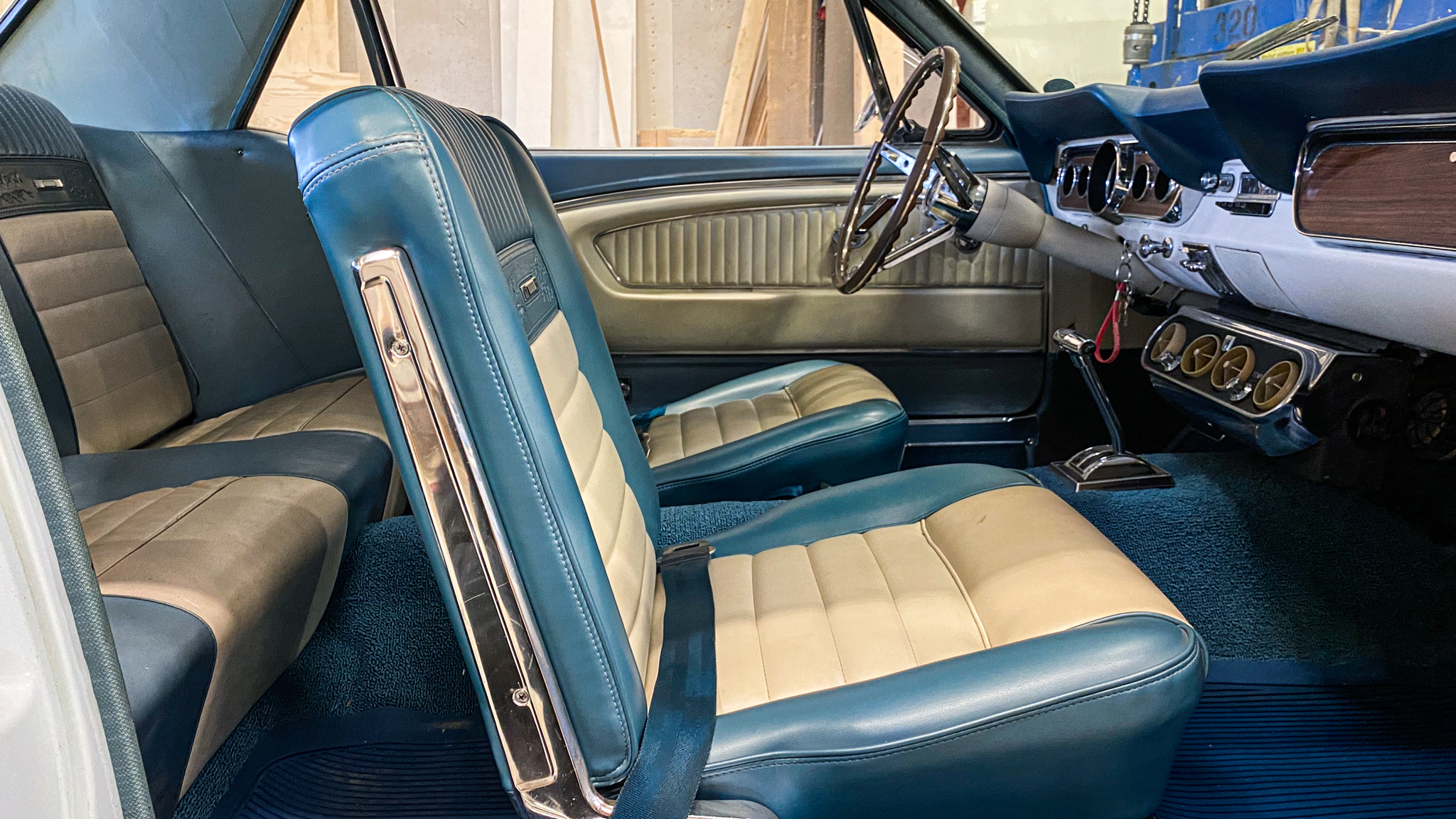 Interior image of 1966 Ford Mustang 289 Hardtop (26)