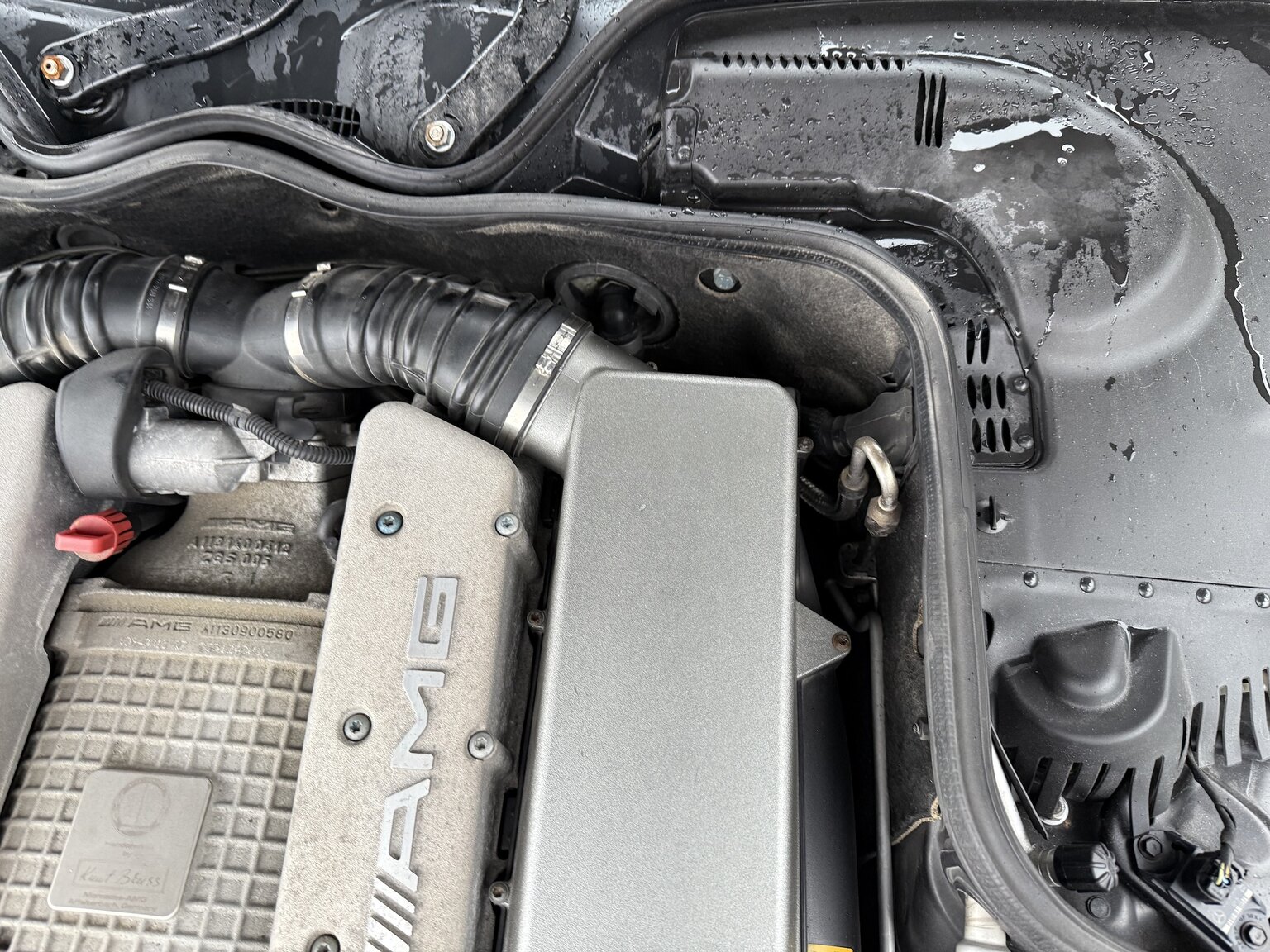 Image of 2005 Mercedes-Benz E 55 T AMG mechanics