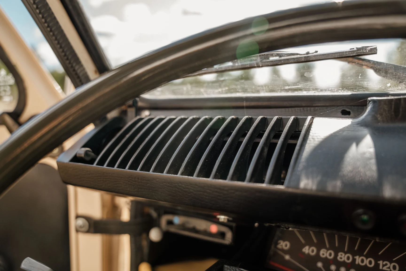 Interiörbild 1987 Citroën Acadiane (22)