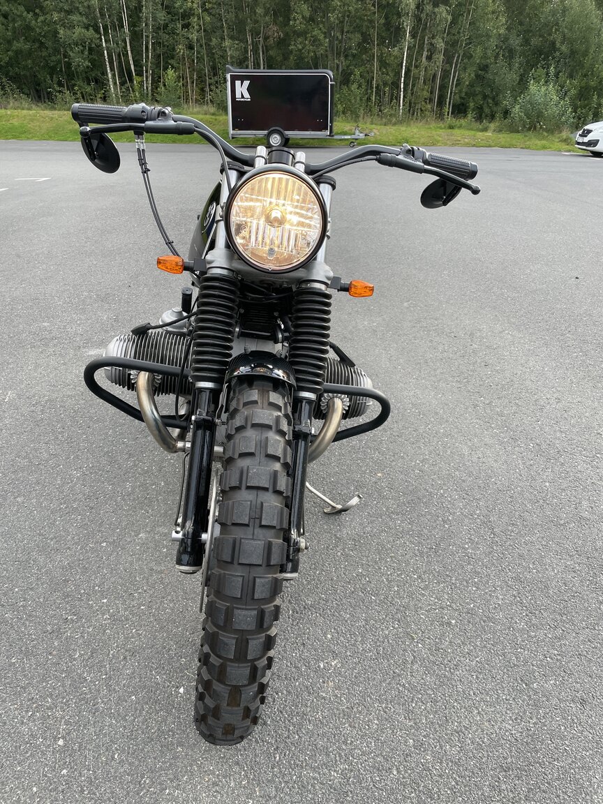 Exteriörbild på 1980 BMW R100 RS